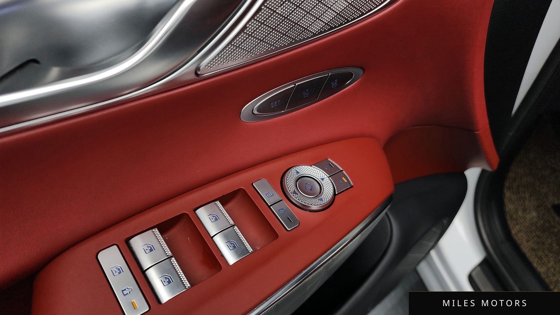 Genesis GV70 2021 — миниатюра 28