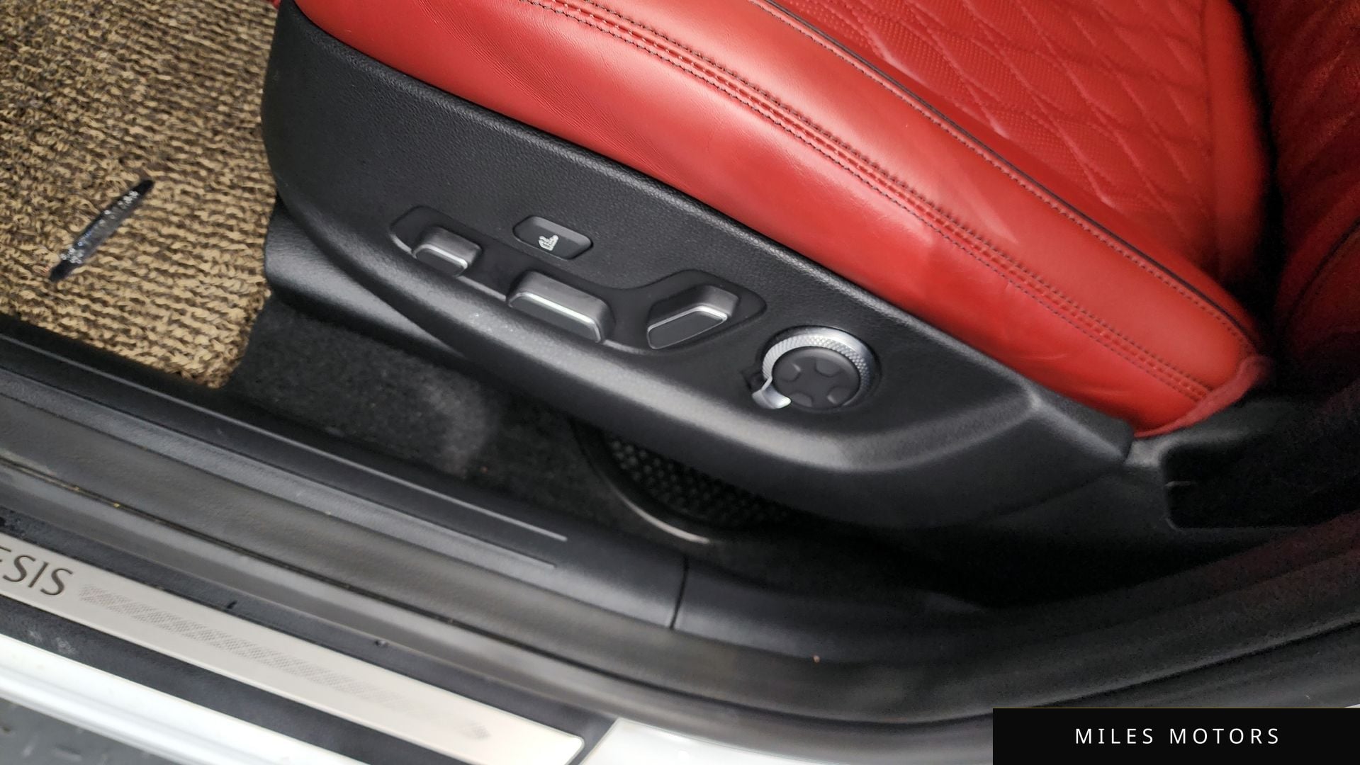 Genesis GV70 2021 — миниатюра 32