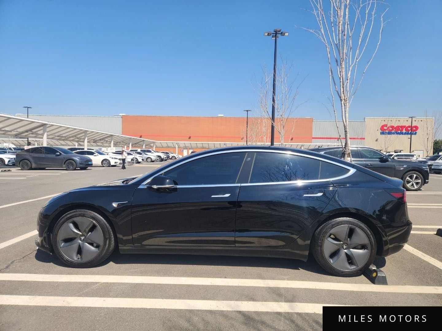 Tesla Model 3 2020 — миниатюра 7