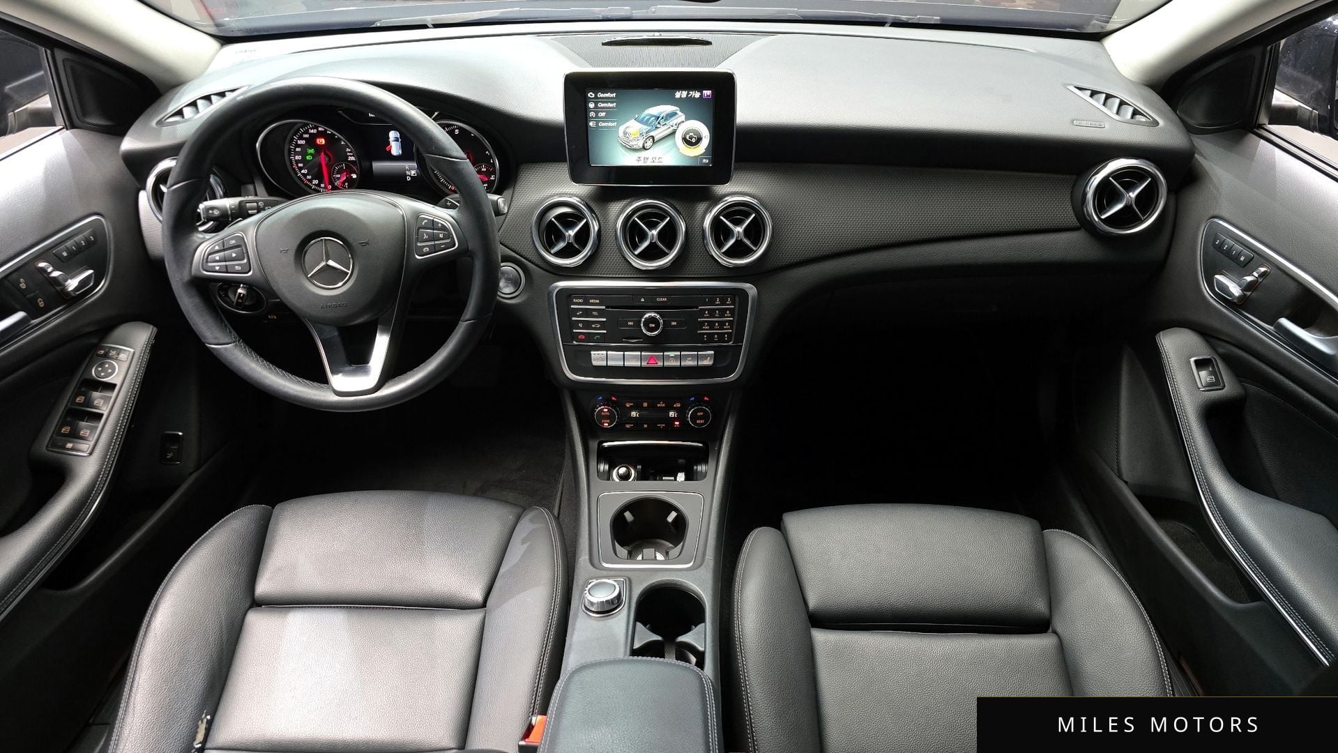Mercedes-Benz GLA-Class X156 2019 — миниатюра 10