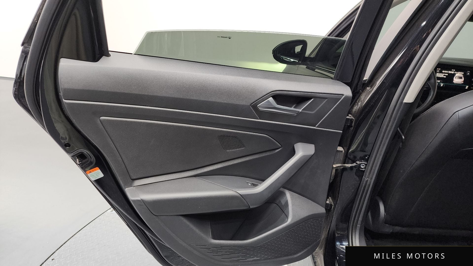 Volkswagen 제타 2020 — миниатюра 15