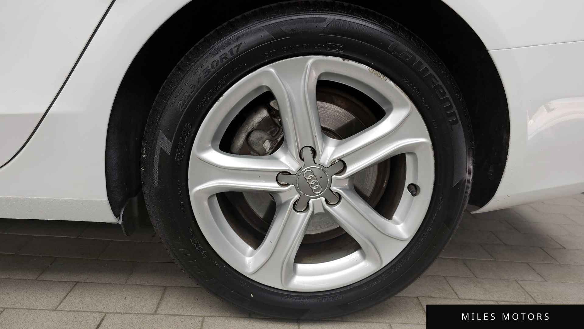 Audi A4 2015 — миниатюра 5