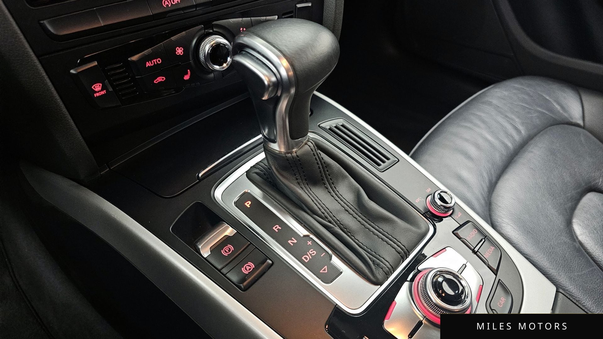 Audi A4 2015 — миниатюра 9