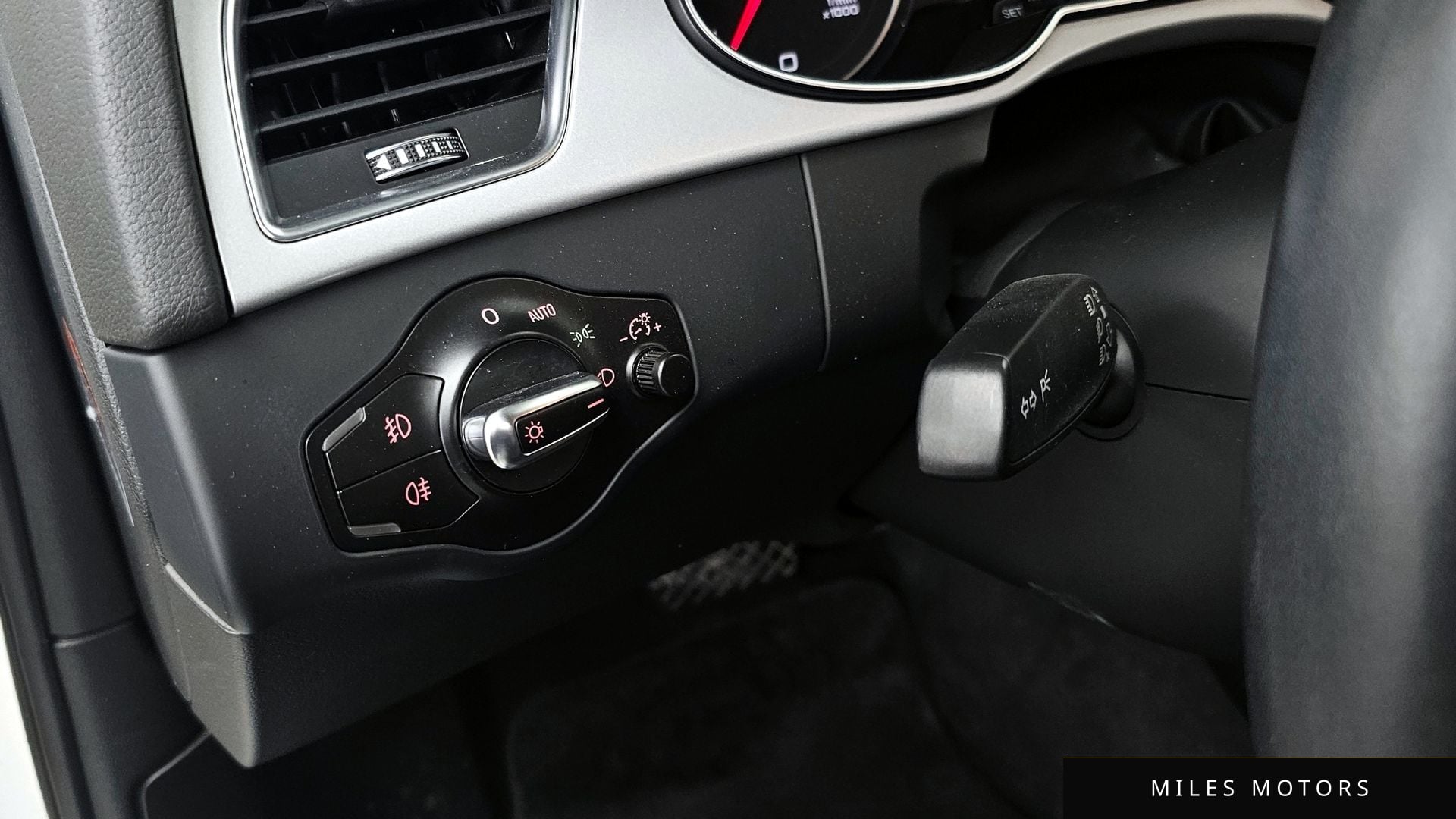 Audi A4 2015 — миниатюра 19