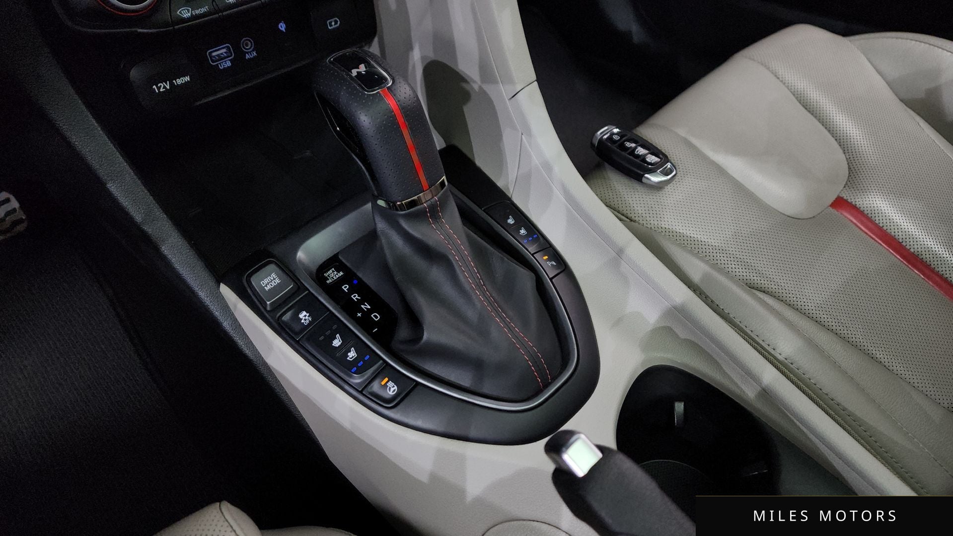 Hyundai Veloster 2018 — миниатюра 12