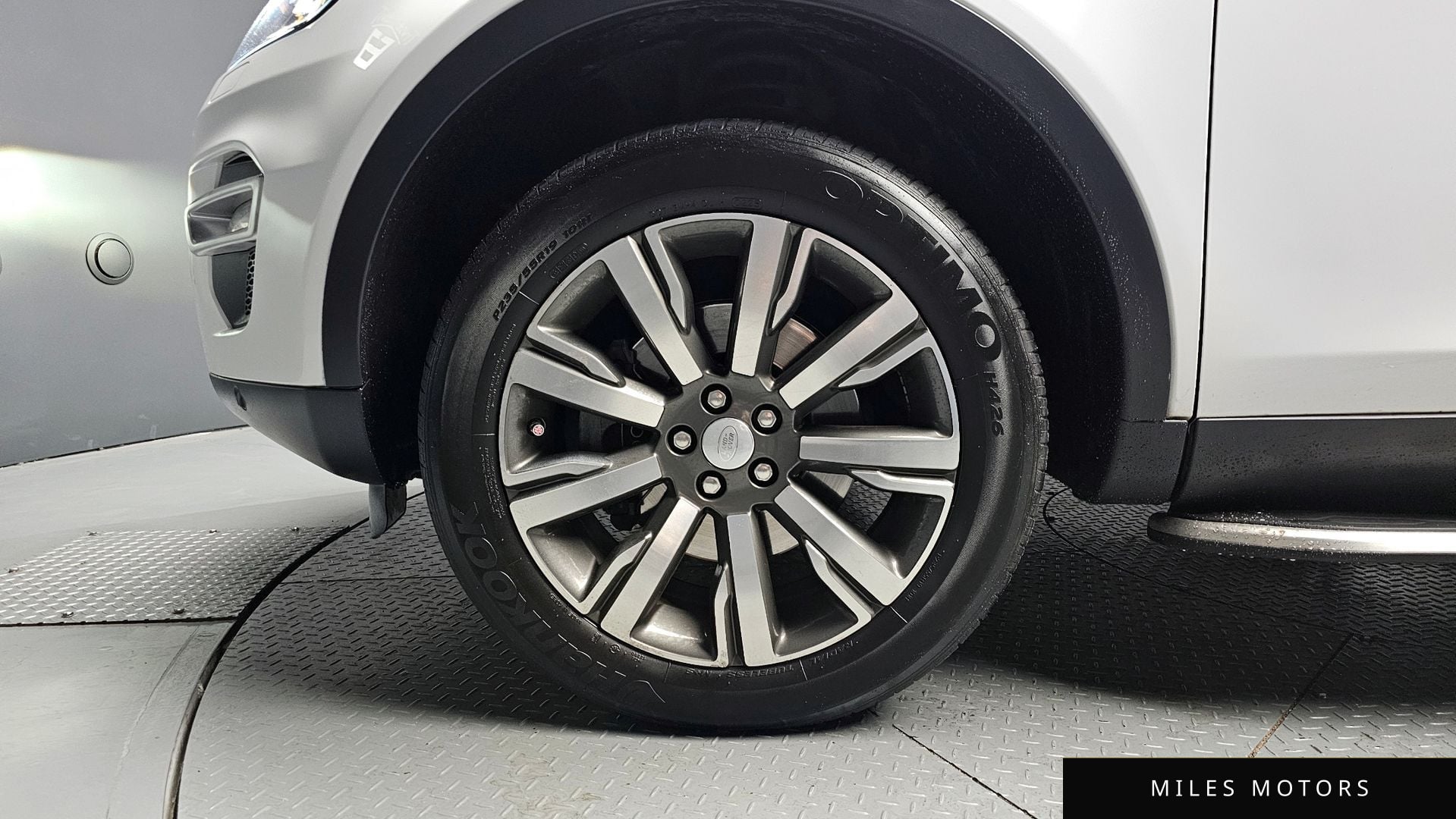Land Rover Discovery Sport 2017 — миниатюра 5
