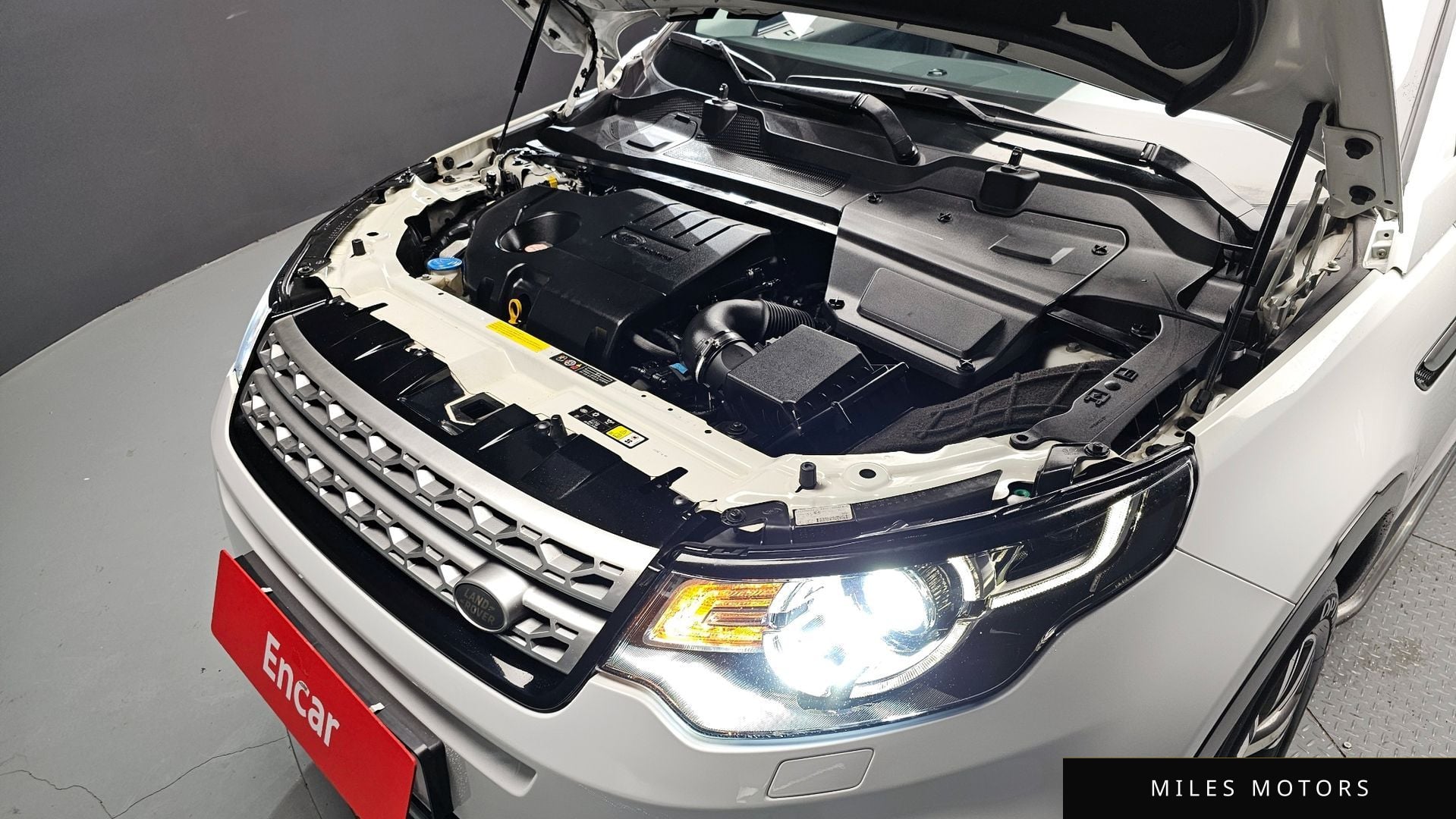 Land Rover Discovery Sport 2017 — миниатюра 6