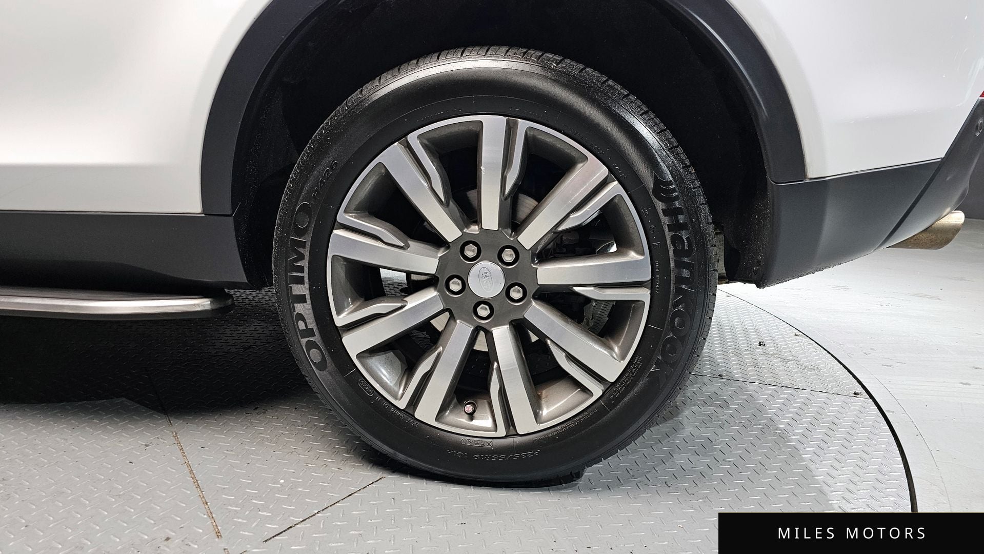 Land Rover Discovery Sport 2017 — миниатюра 7