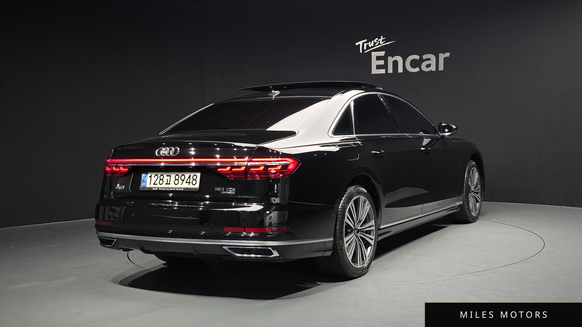 Audi A8 (D5) 2021 — миниатюра 2
