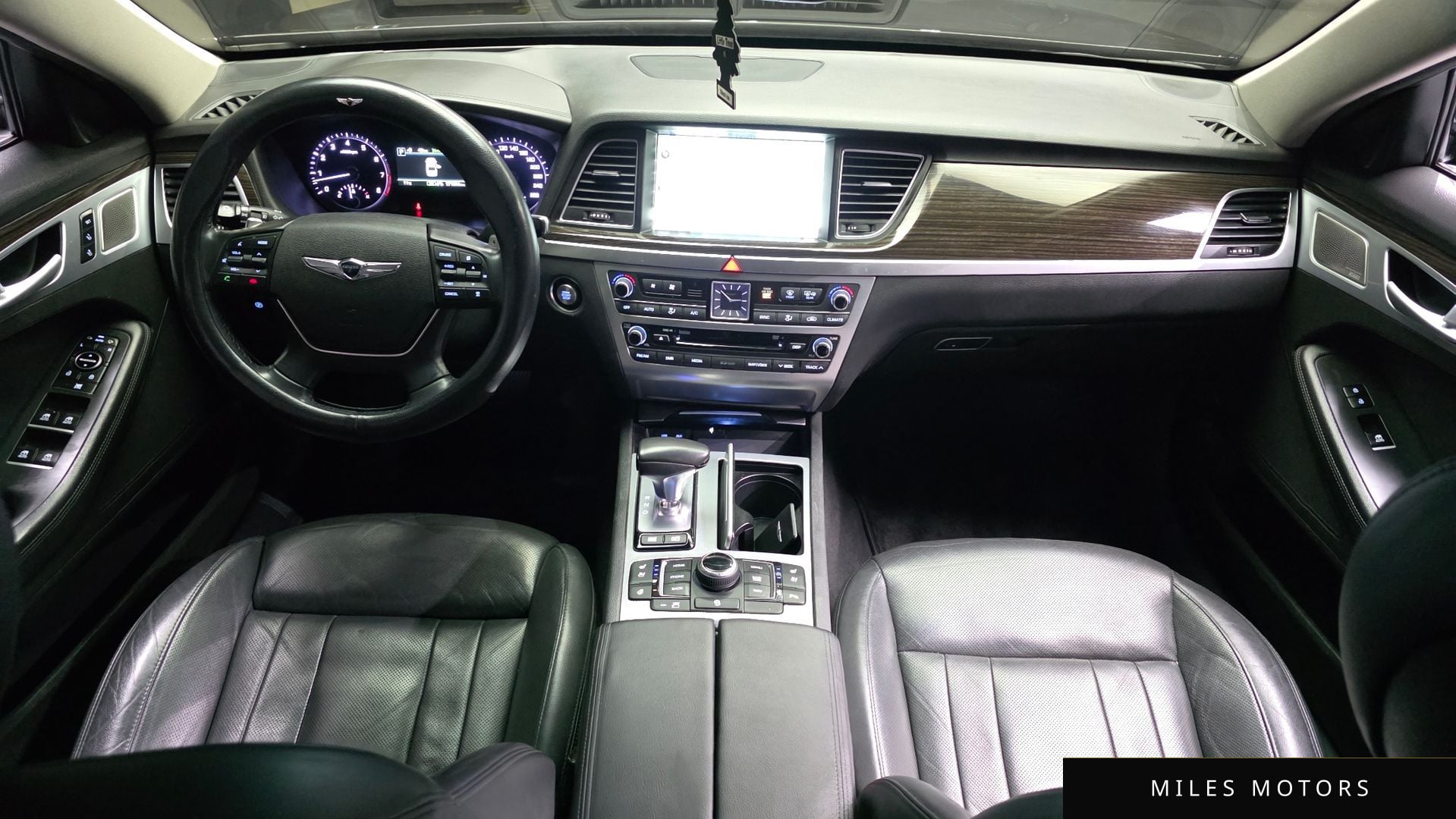 Genesis G80 2017 — миниатюра 10