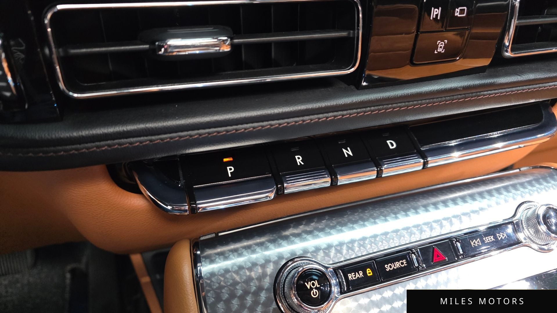 Lincoln Aviator 2021 — миниатюра 12