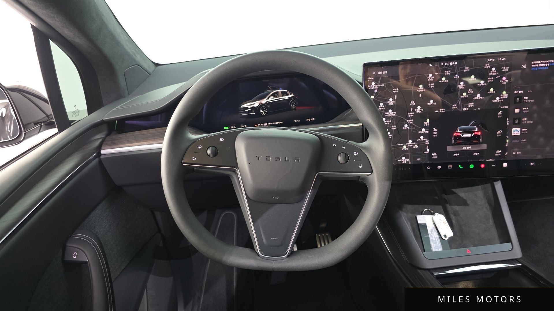 Tesla Model X 2024 — миниатюра 19