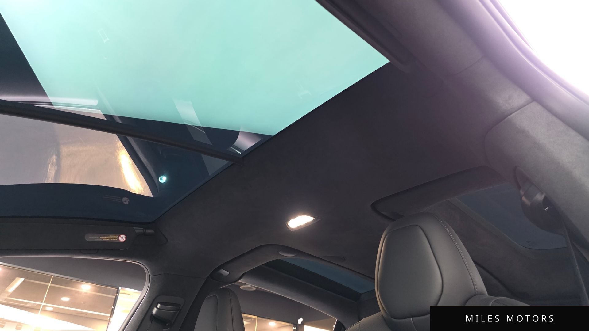 Tesla Model X 2024 — миниатюра 24