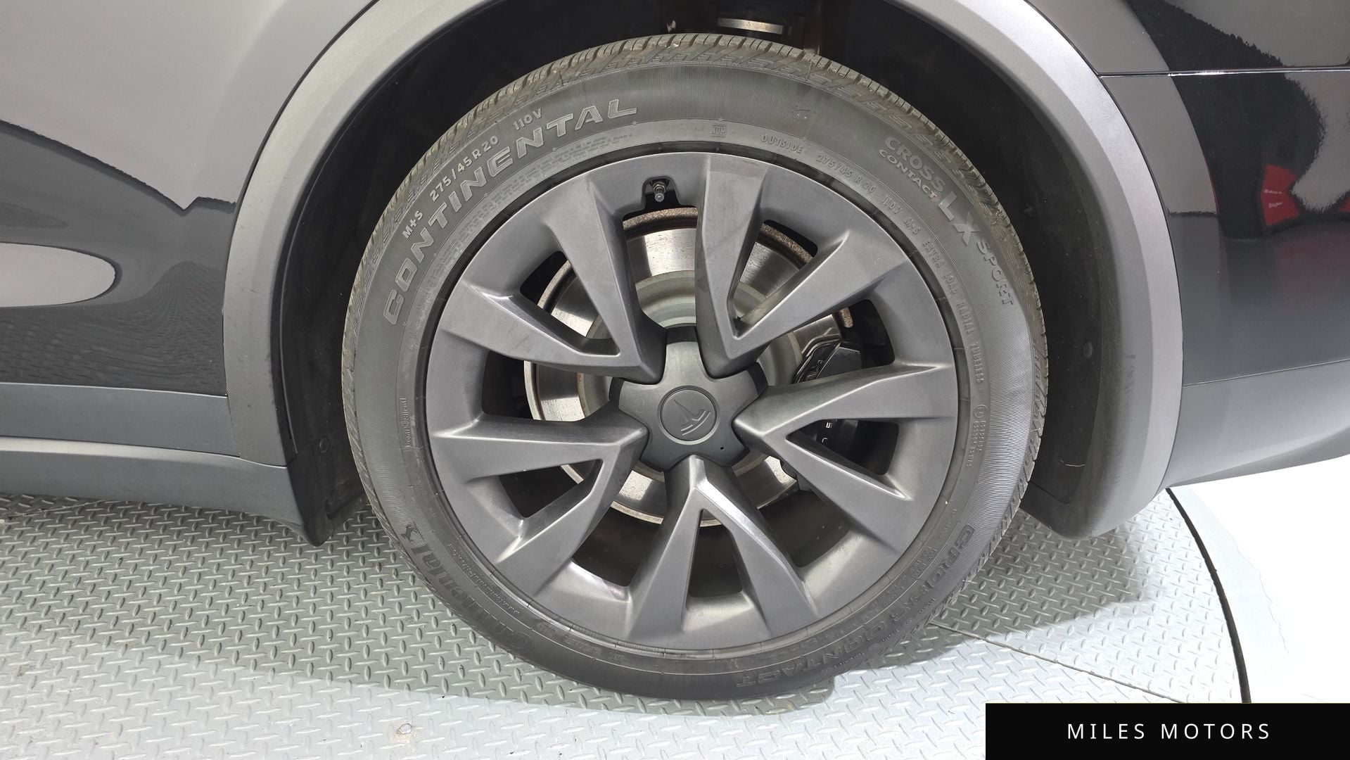 Tesla Model X 2024 — миниатюра 7