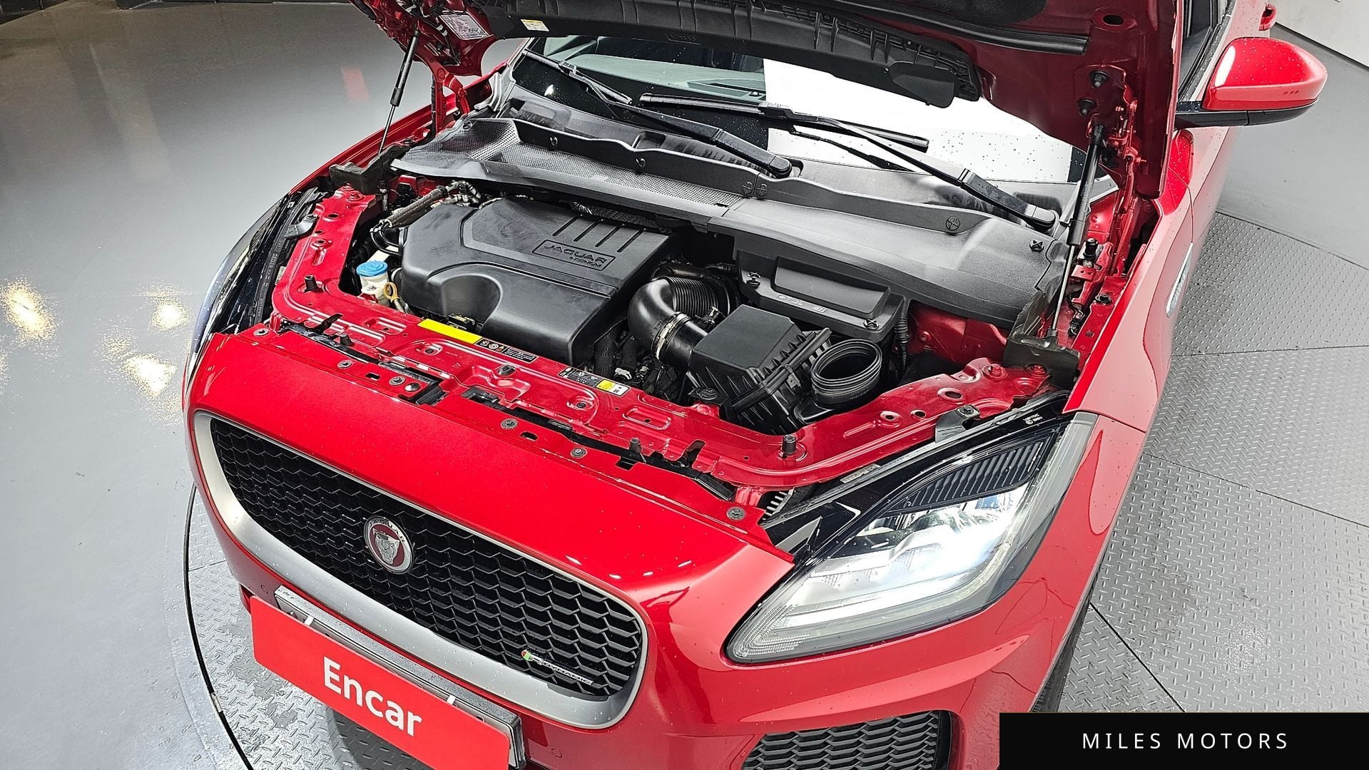 Jaguar E-PACE 2018 — миниатюра 6