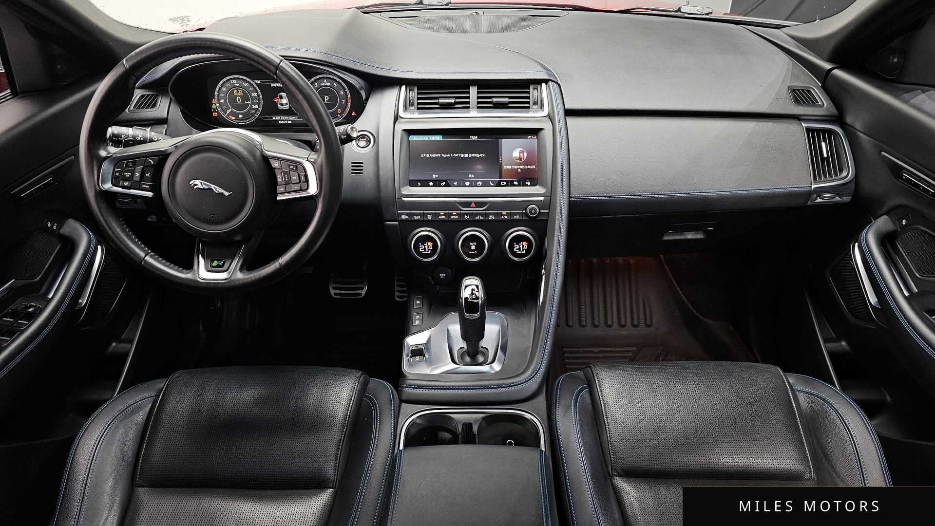 Jaguar E-PACE 2018 — миниатюра 10