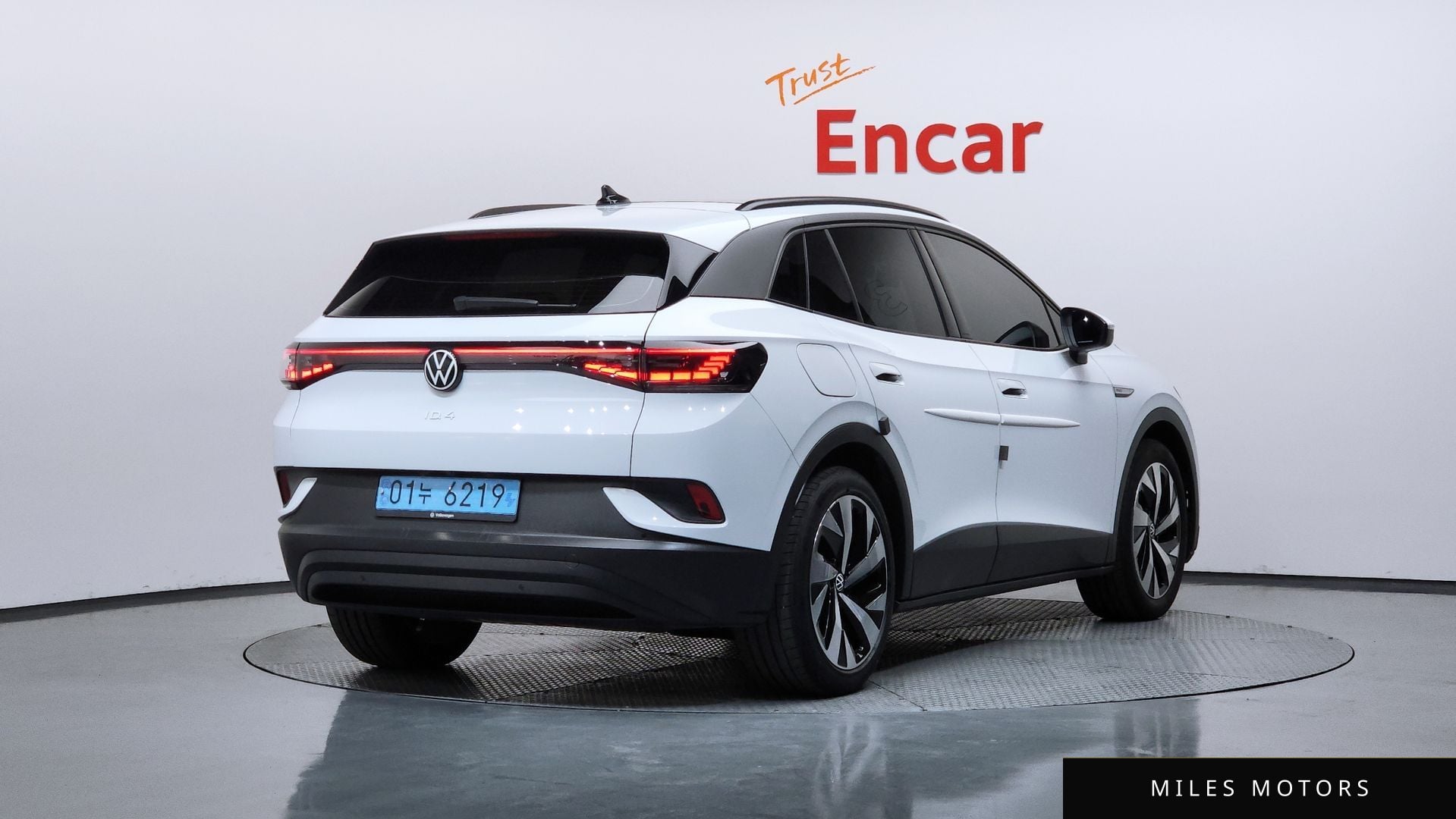 Volkswagen ID.4 2023 — миниатюра 2