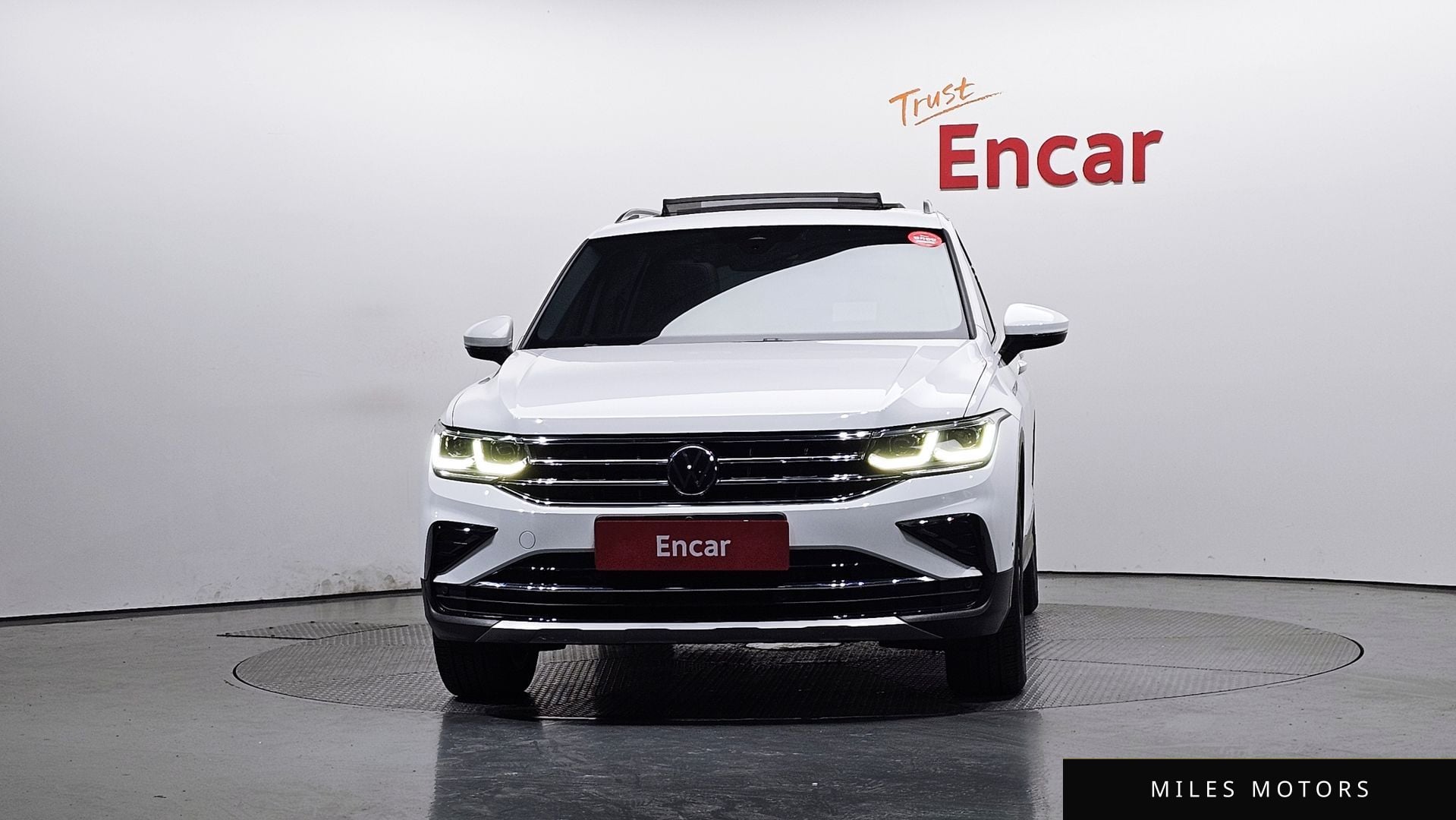 Volkswagen 티구안 2022 — миниатюра 3