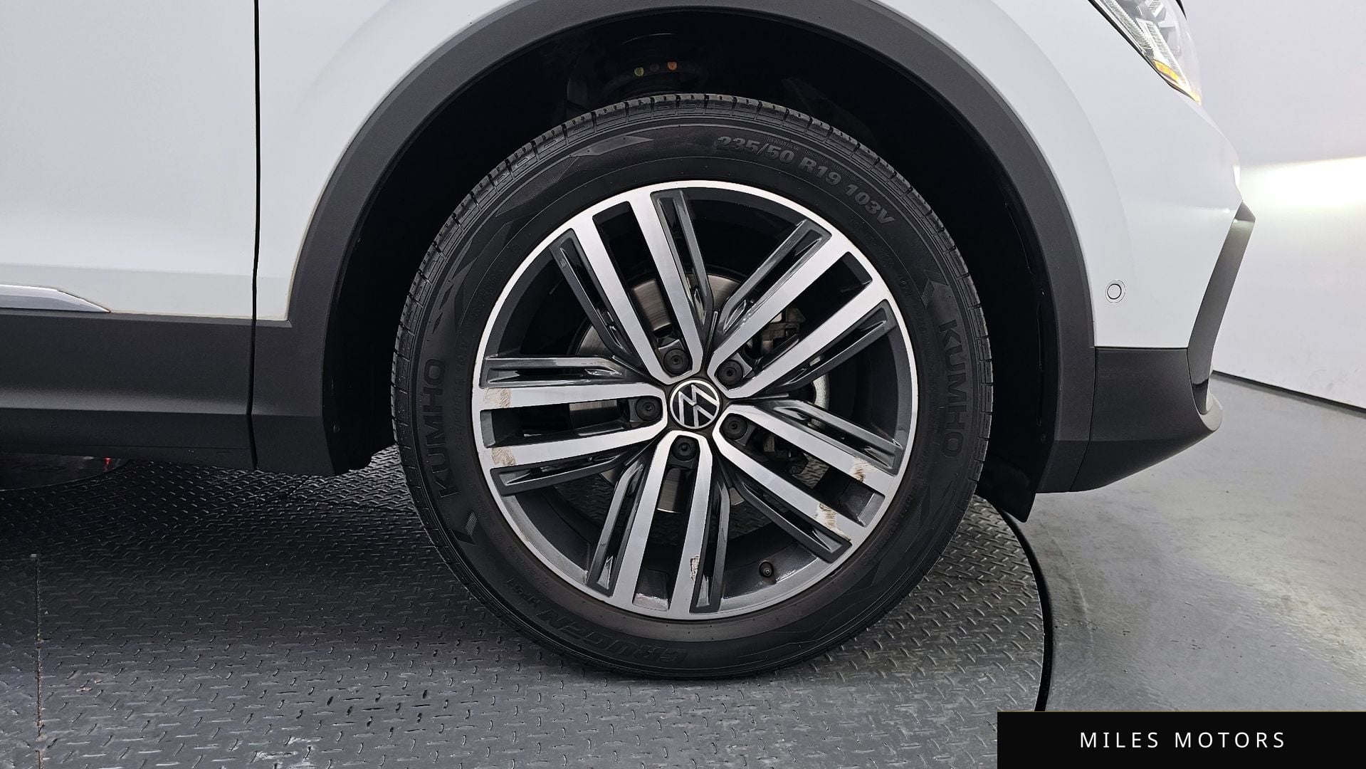 Volkswagen 티구안 2022 — миниатюра 7