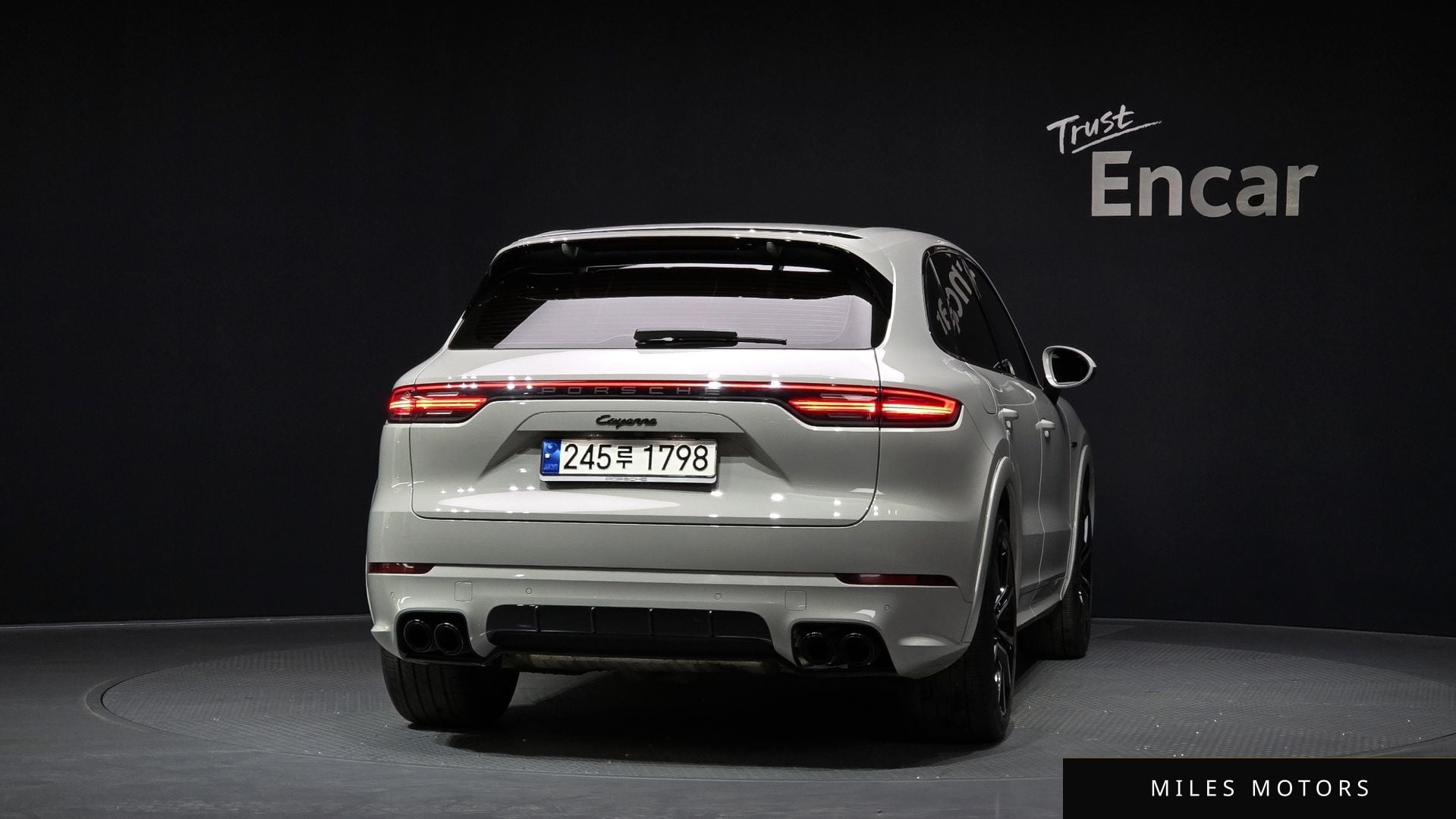 Porsche Cayenne 2022 — миниатюра 4