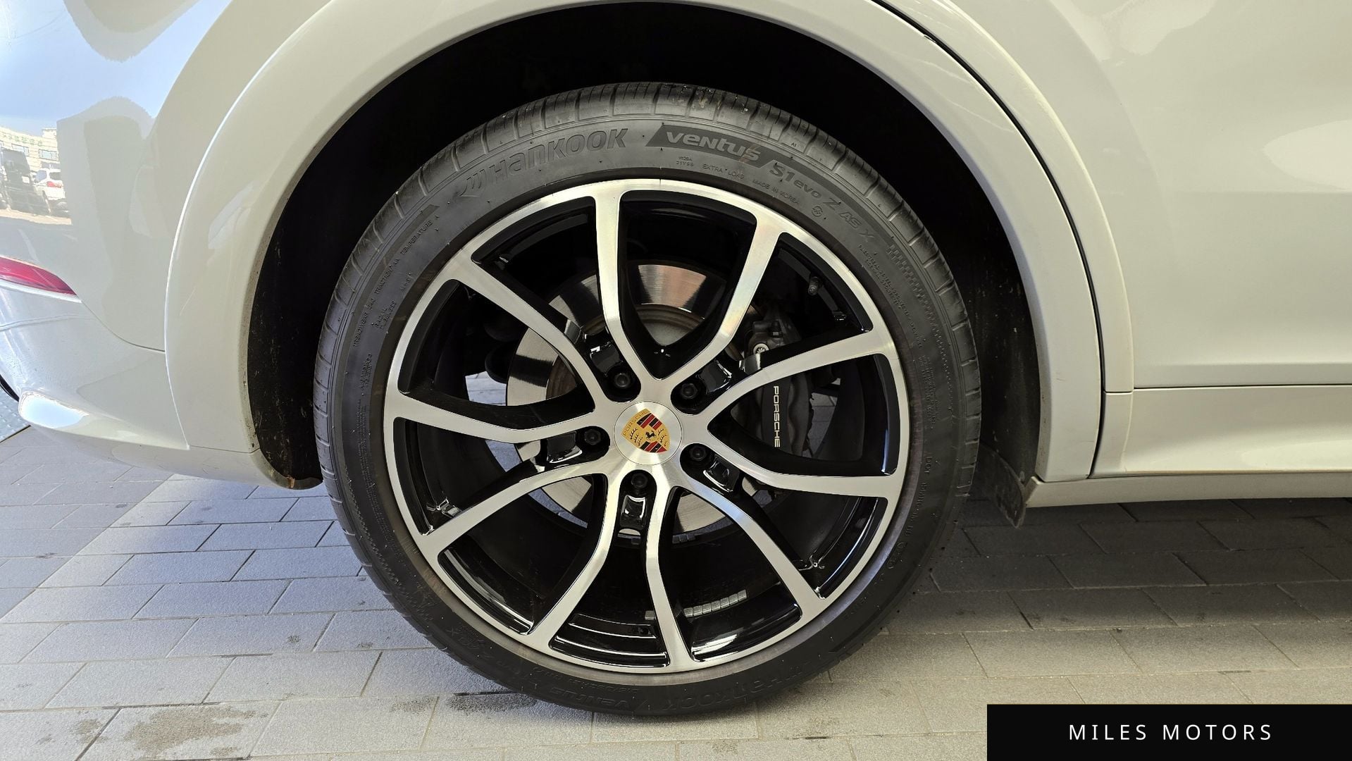 Porsche Cayenne 2022 — миниатюра 5