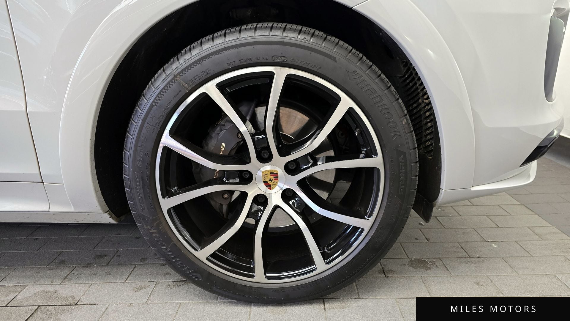 Porsche Cayenne 2022 — миниатюра 7