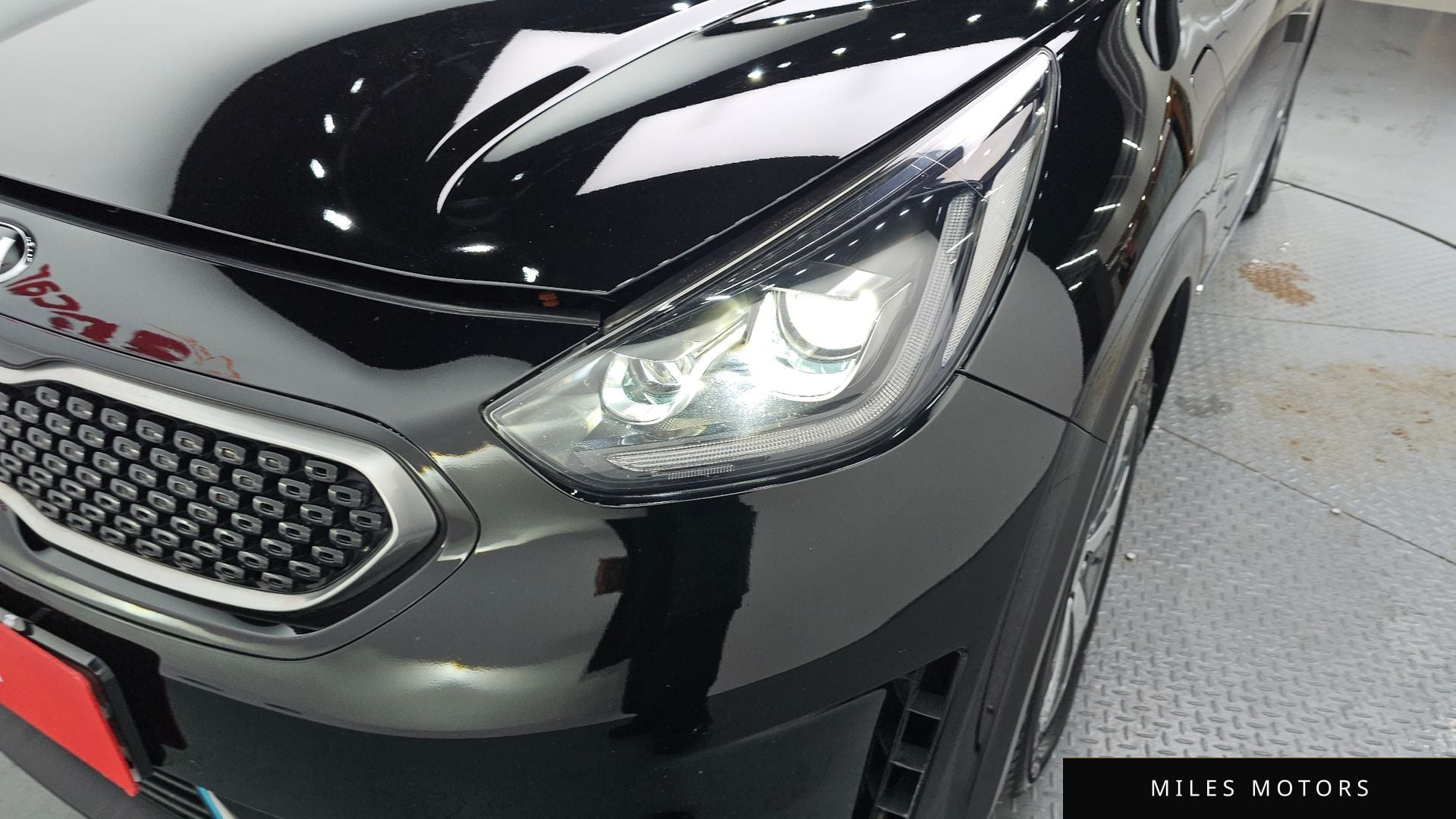 Kia Niro 2018 — миниатюра 8