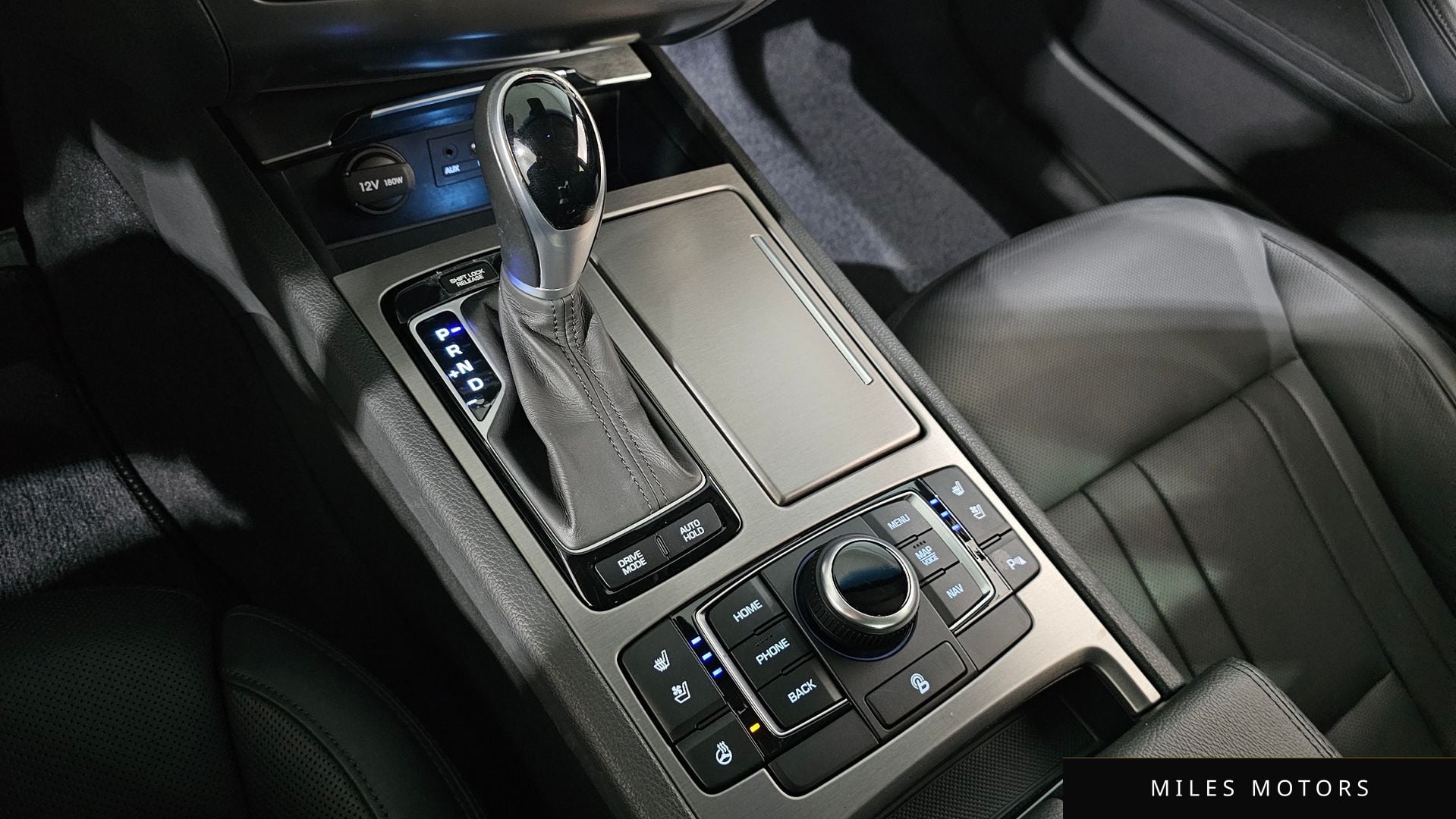 Hyundai Genesis 2014 — миниатюра 9