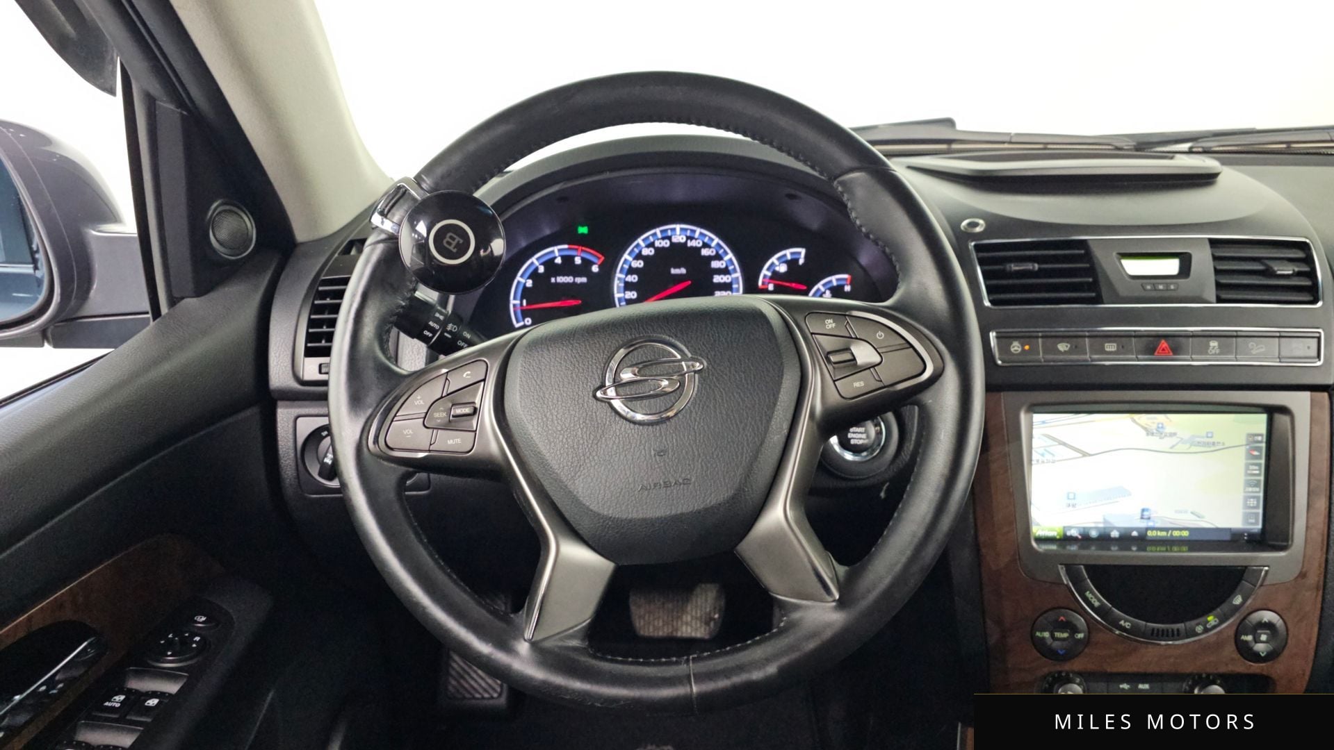 KG Mobility Rexton 2017 — миниатюра 13