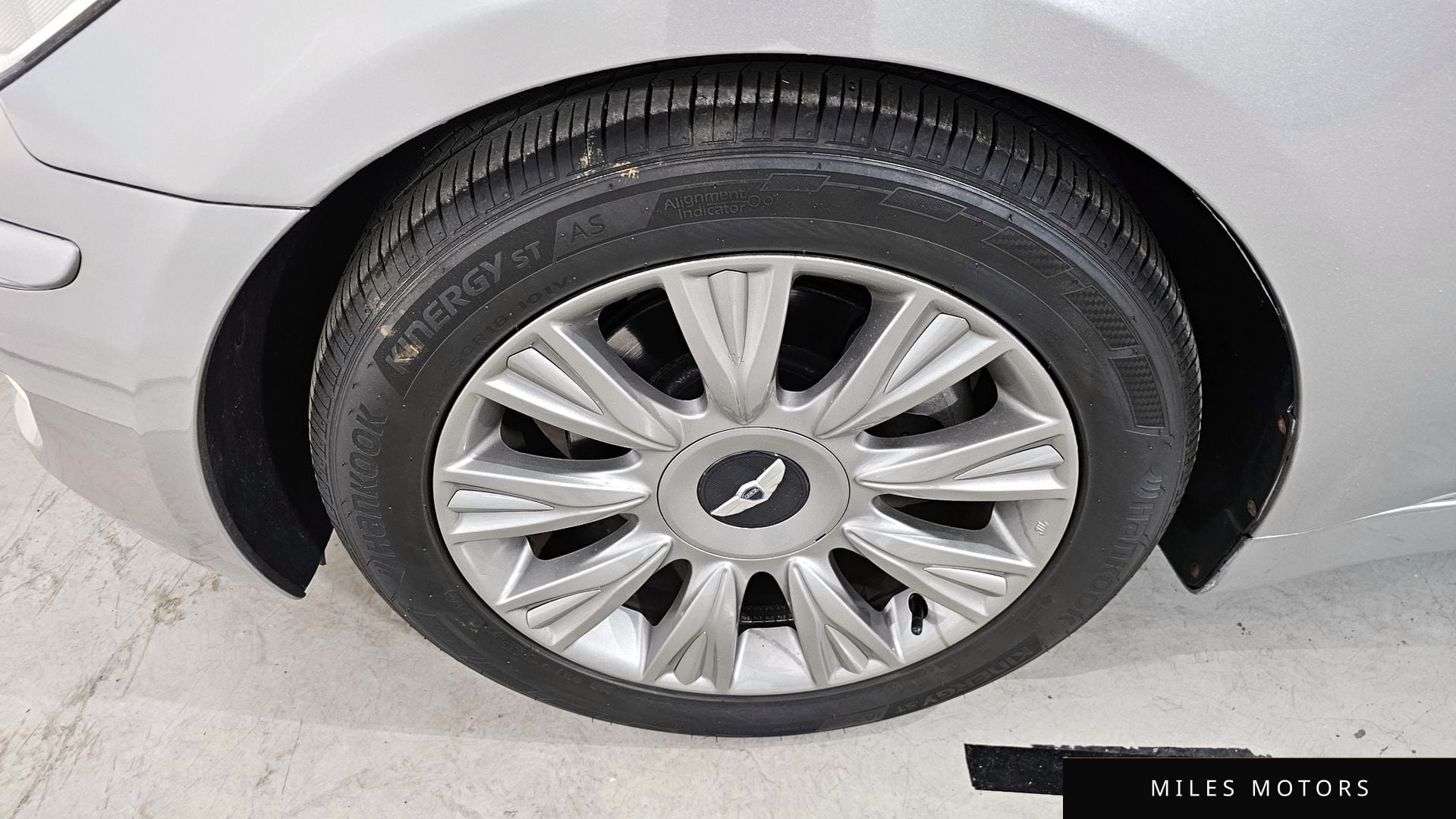 Hyundai Genesis 2009 — миниатюра 5