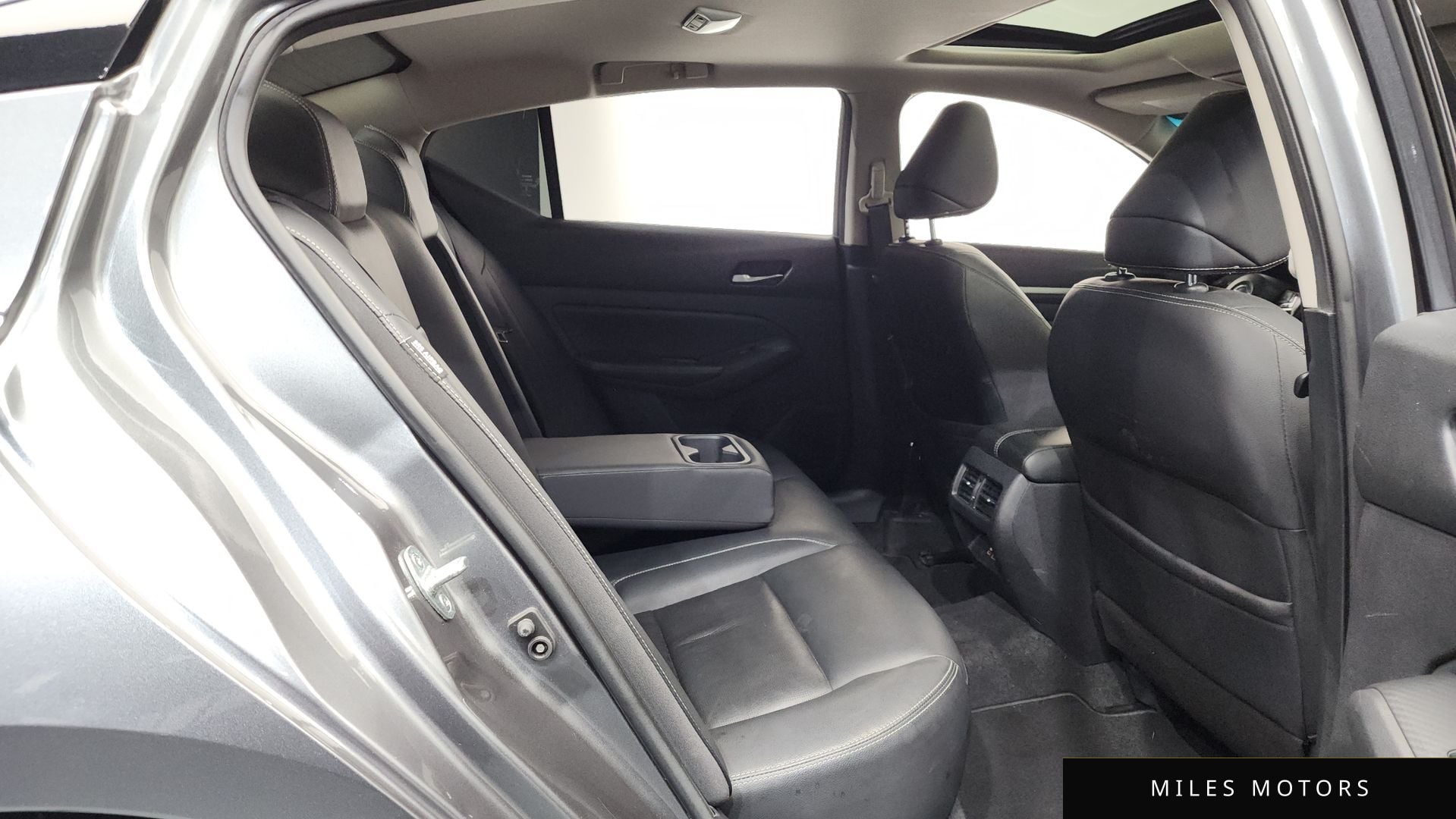 Nissan Altima 2019 — миниатюра 17
