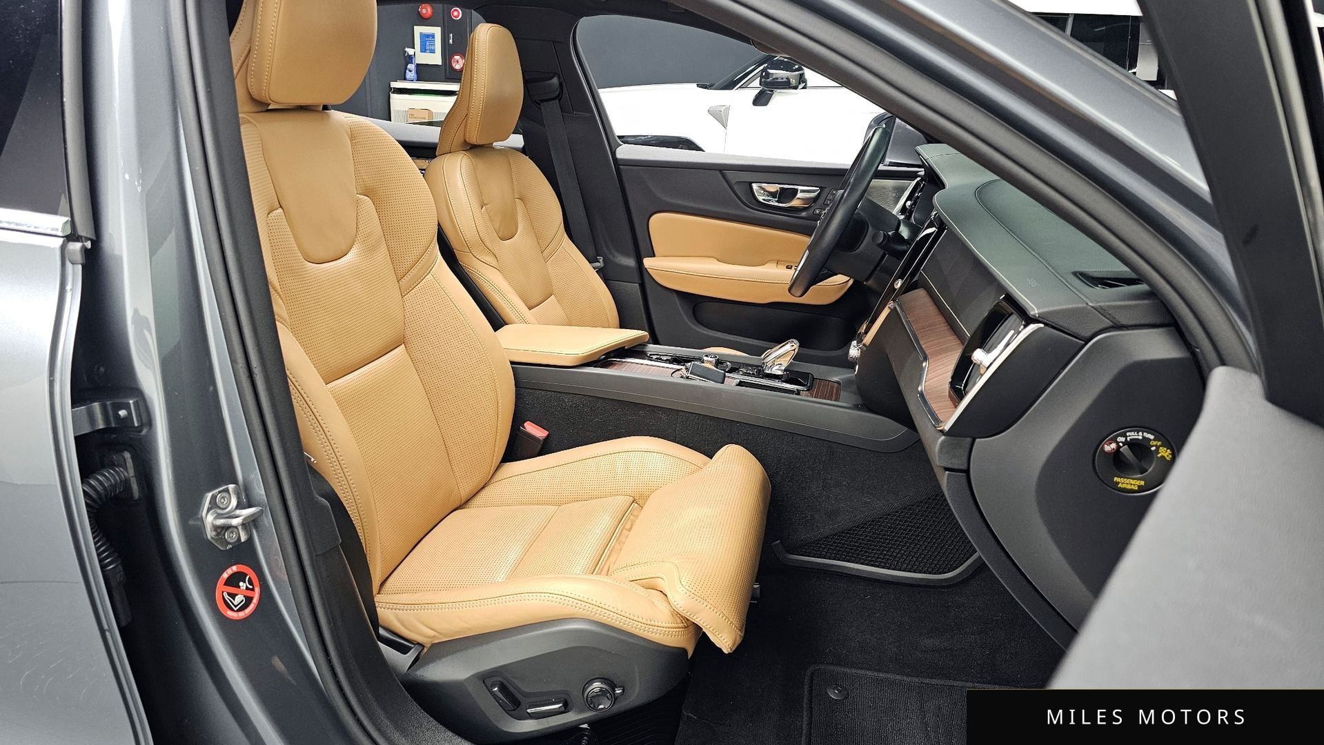 Volvo S60 2021 — миниатюра 16