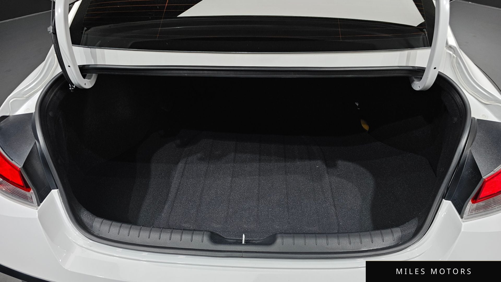 Hyundai 뉴 아반떼 하이브리드 (CN7) 2025 — миниатюра 26
