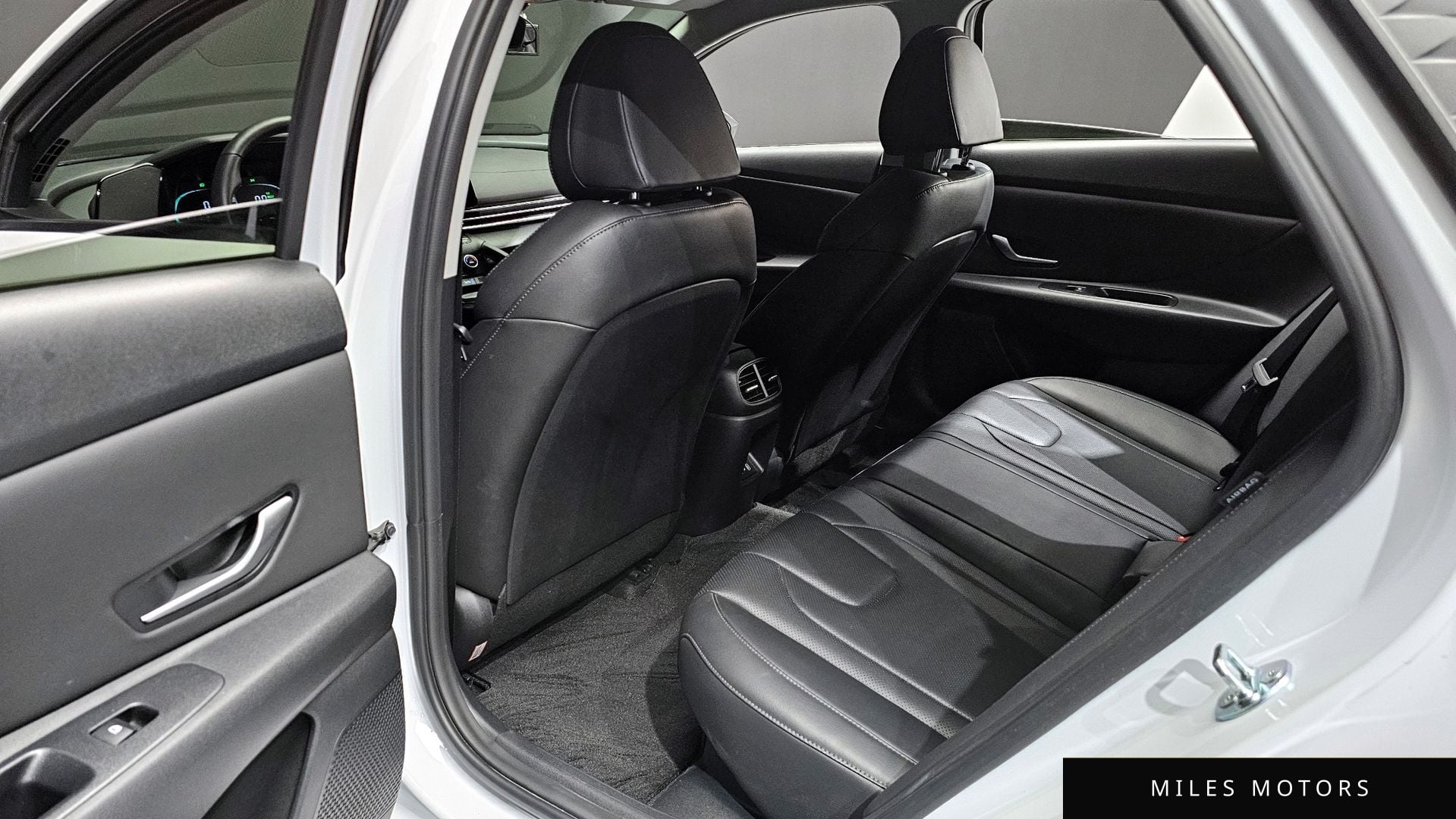 Hyundai 뉴 아반떼 하이브리드 (CN7) 2025 — миниатюра 16