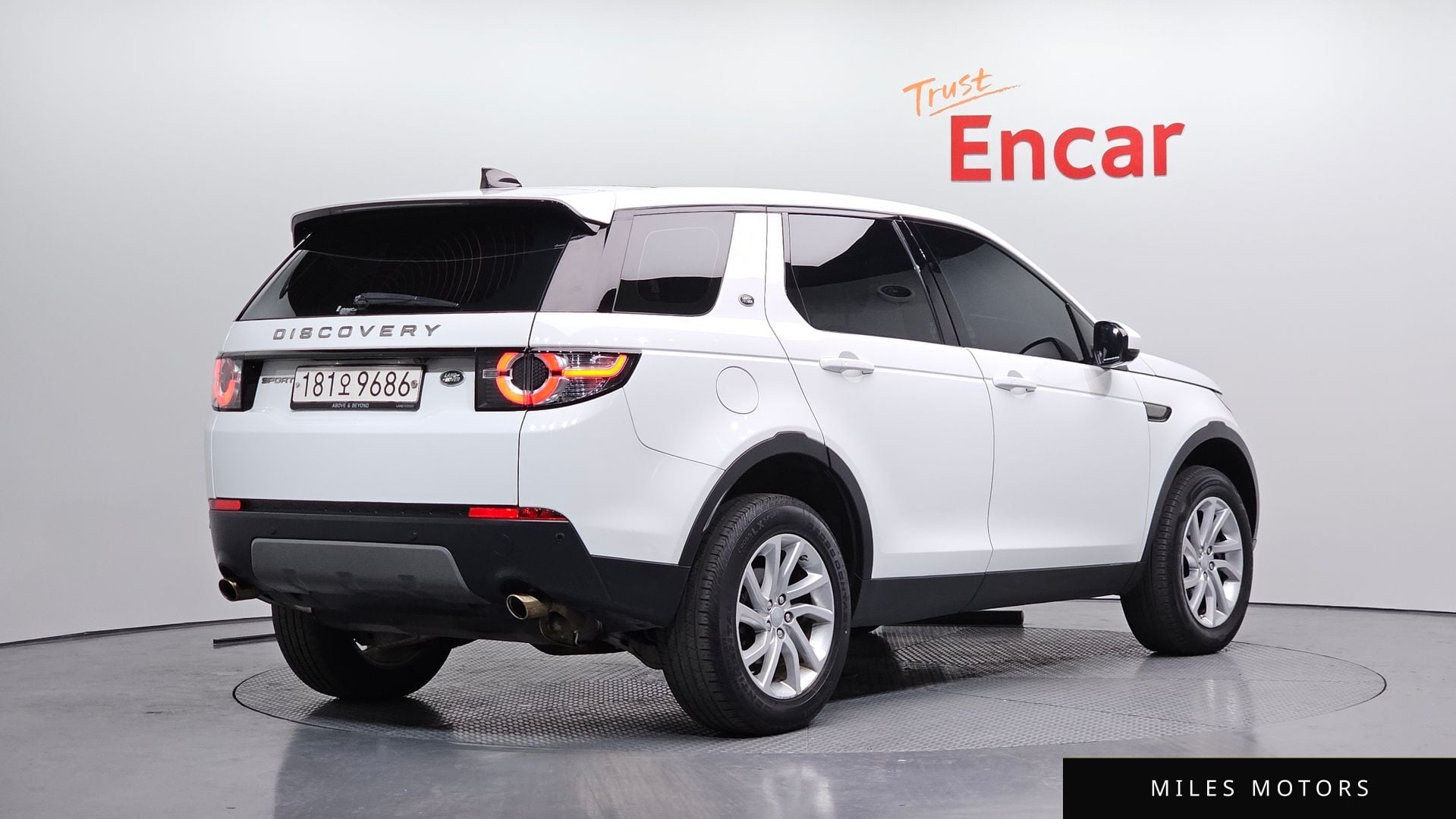 Land Rover Discovery Sport 2019 — миниатюра 2