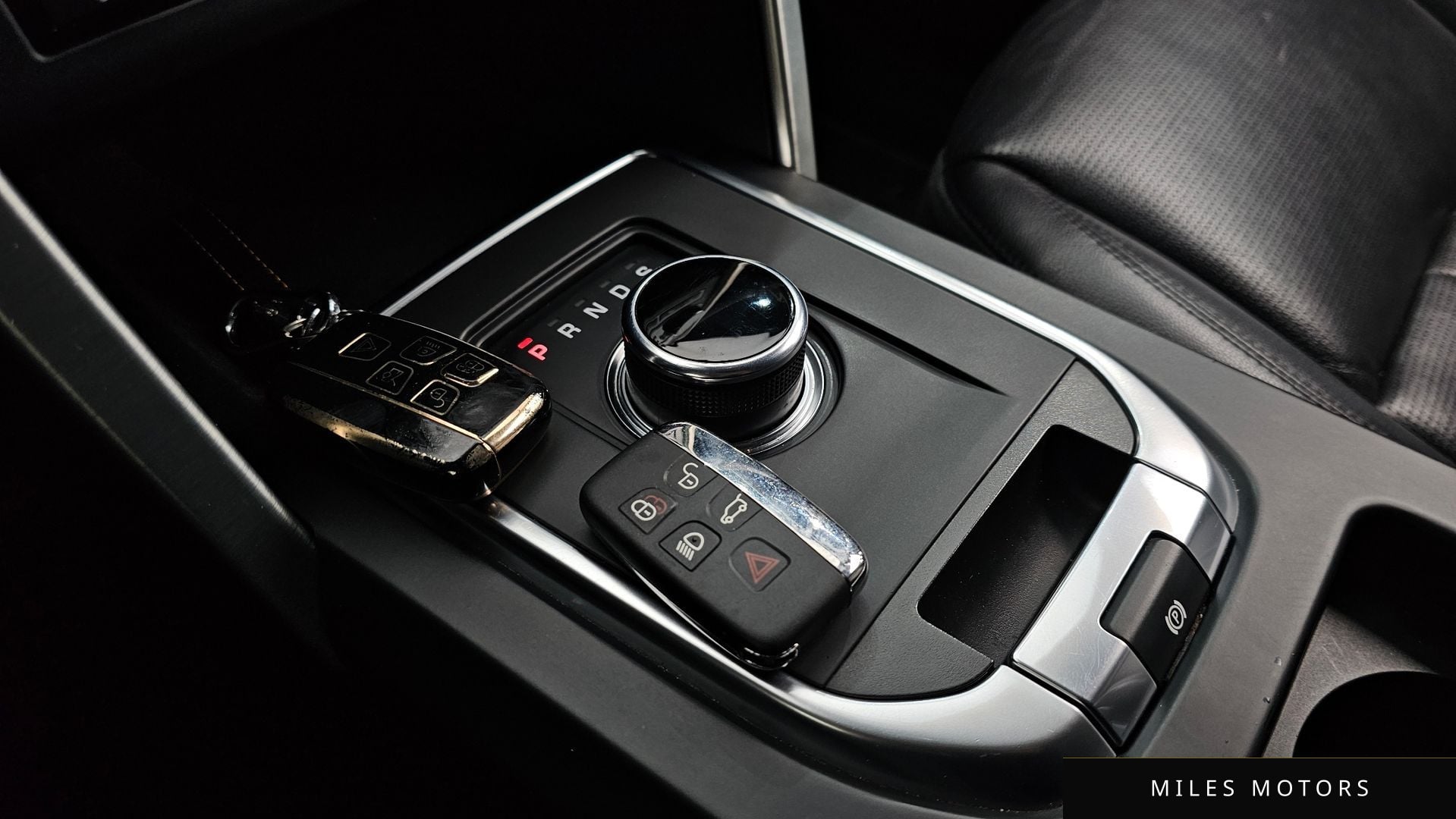 Land Rover Discovery Sport 2019 — миниатюра 12