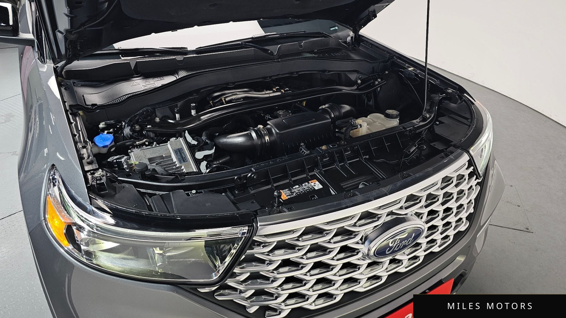 Ford Explorer 2022 — миниатюра 5