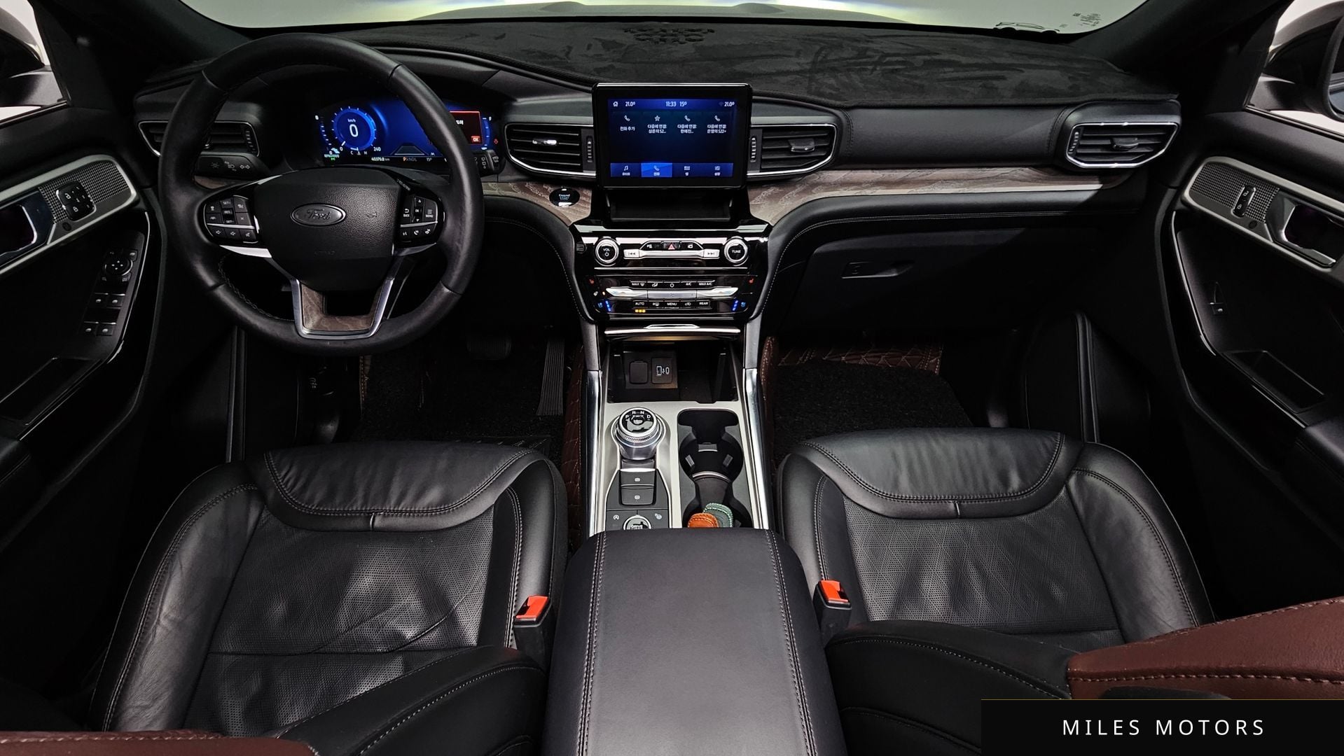 Ford Explorer 2022 — миниатюра 9