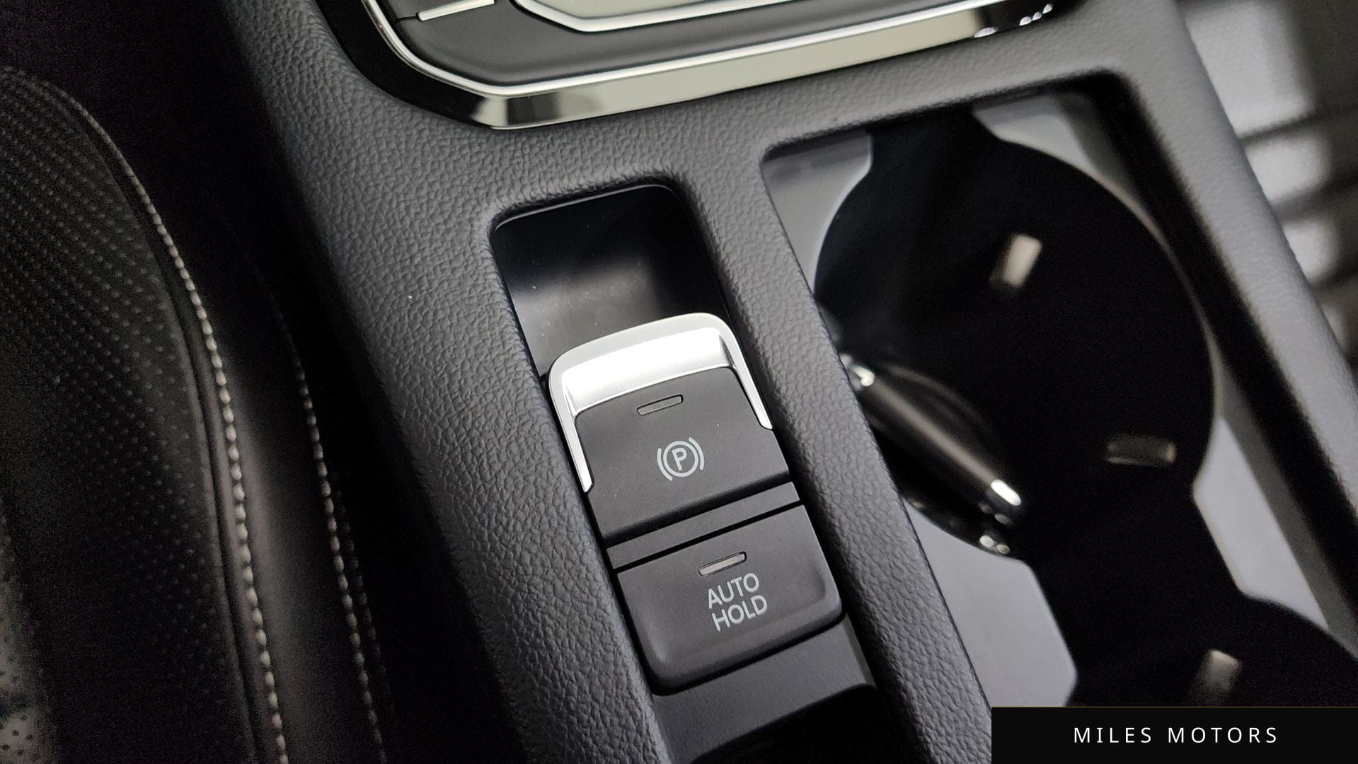 Volkswagen 파사트 GT(B8) 2022 — миниатюра 18