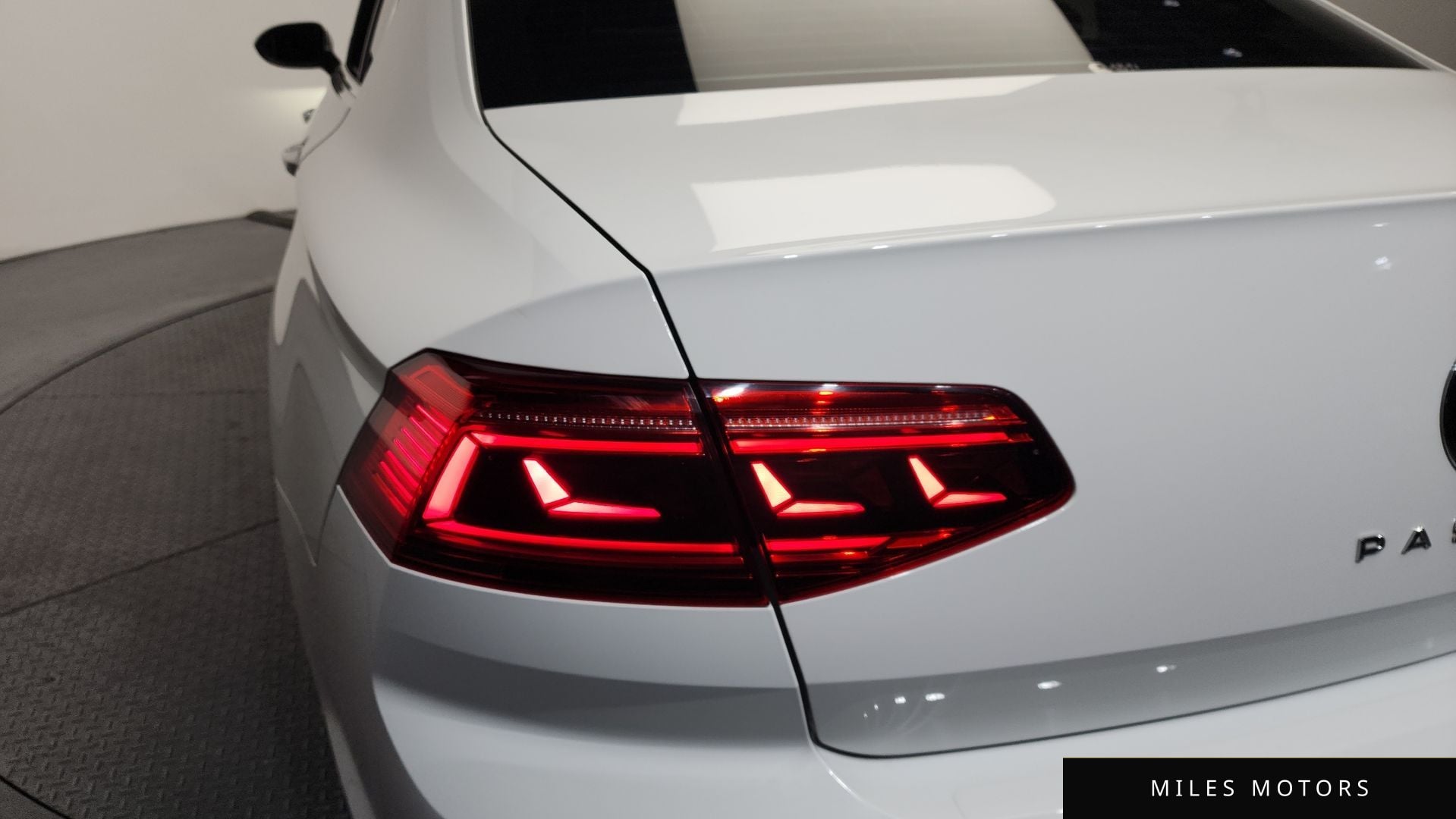 Volkswagen 파사트 GT(B8) 2022 — миниатюра 9