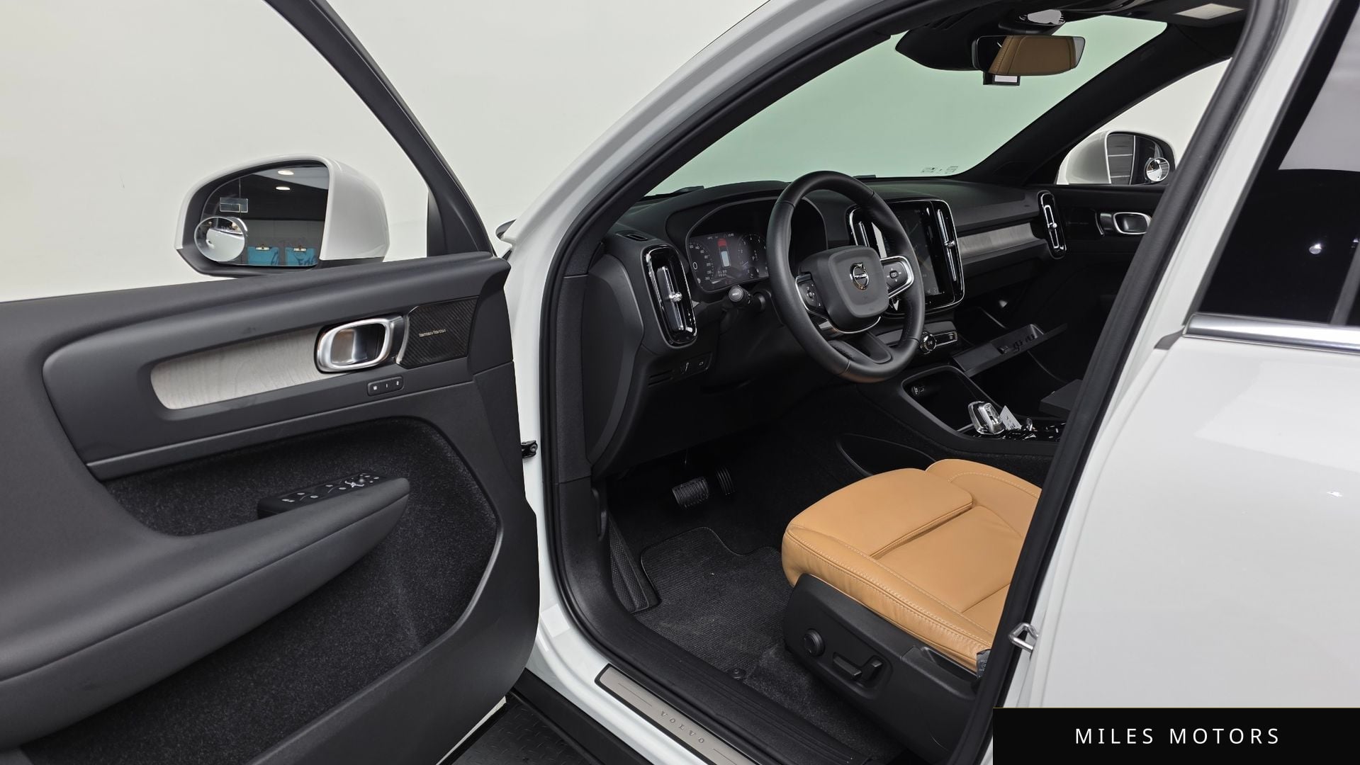 Volvo XC40 2021 — миниатюра 13