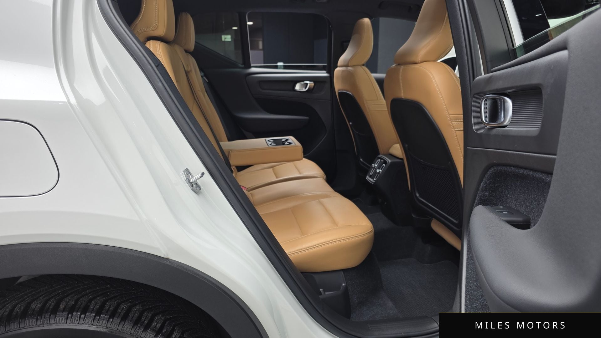 Volvo XC40 2021 — миниатюра 18