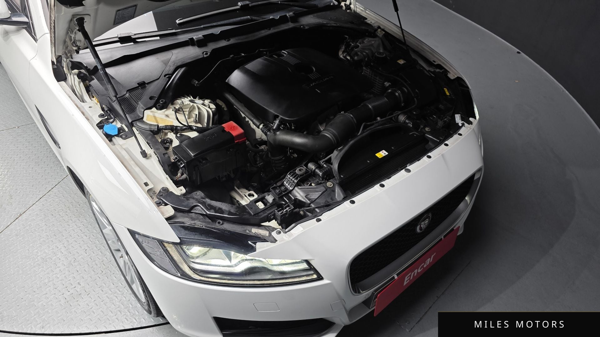 Jaguar XF (X260) 2017 — миниатюра 6