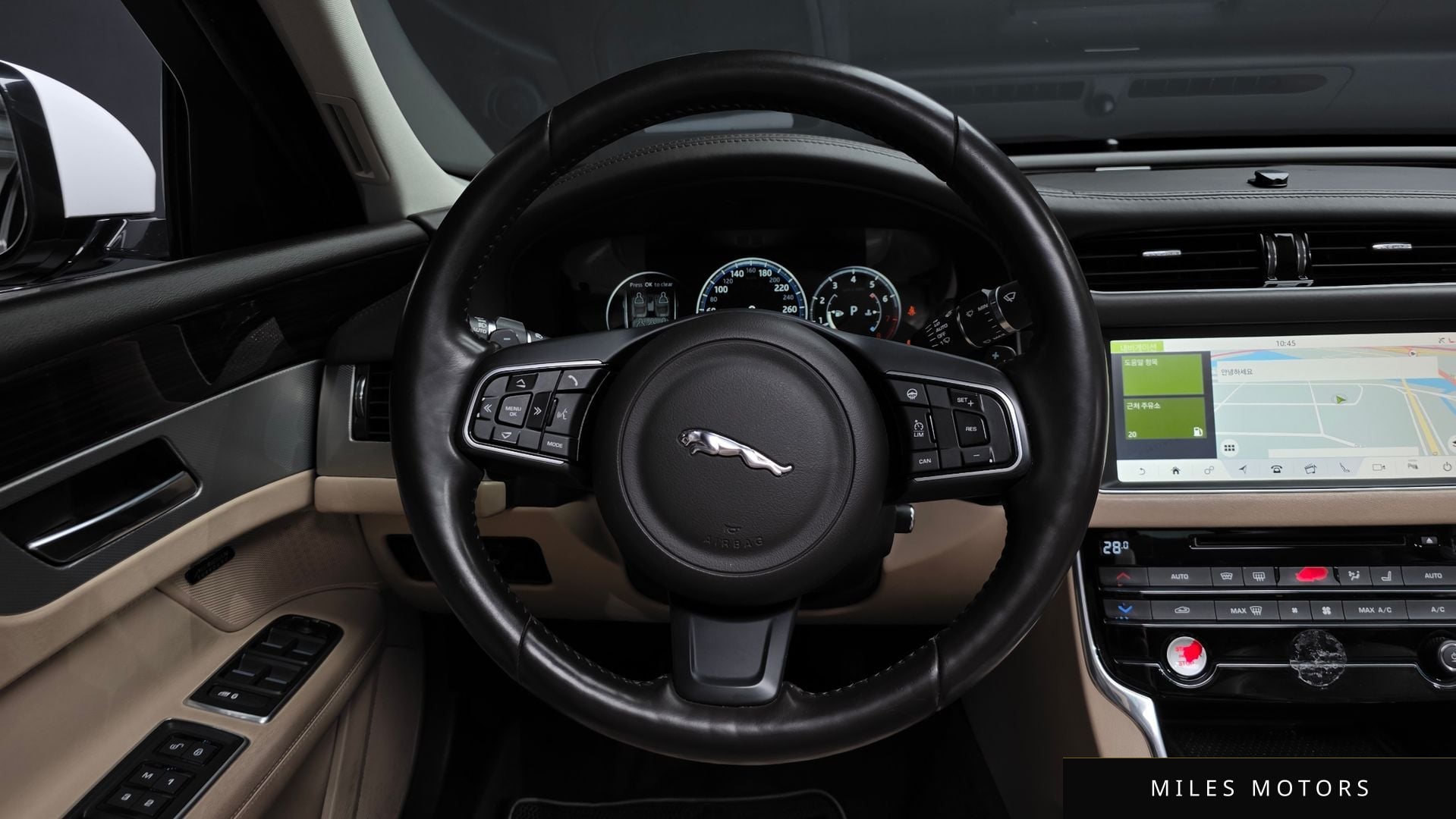 Jaguar XF (X260) 2017 — миниатюра 12