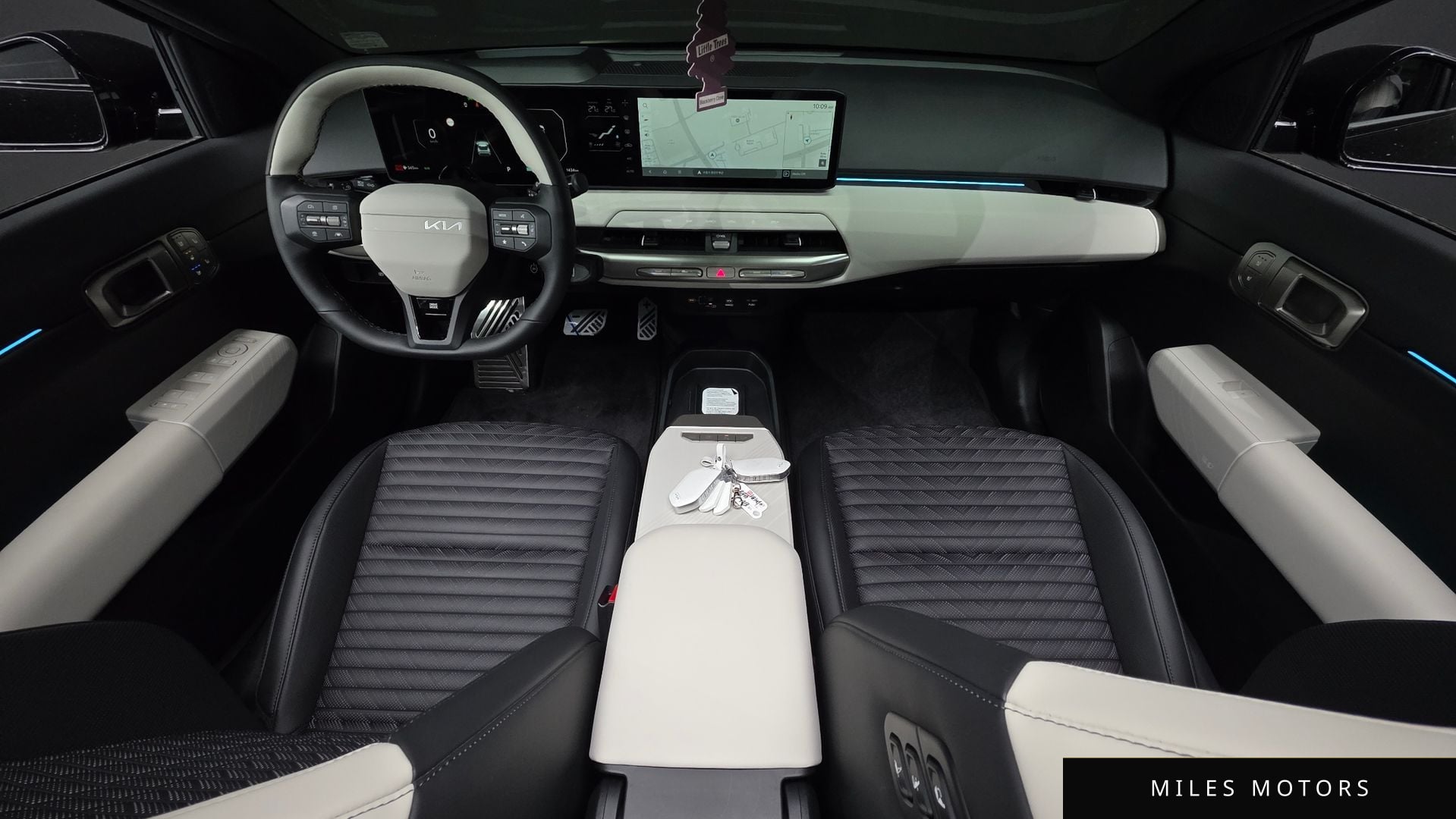Kia EV4 2026 — миниатюра 10