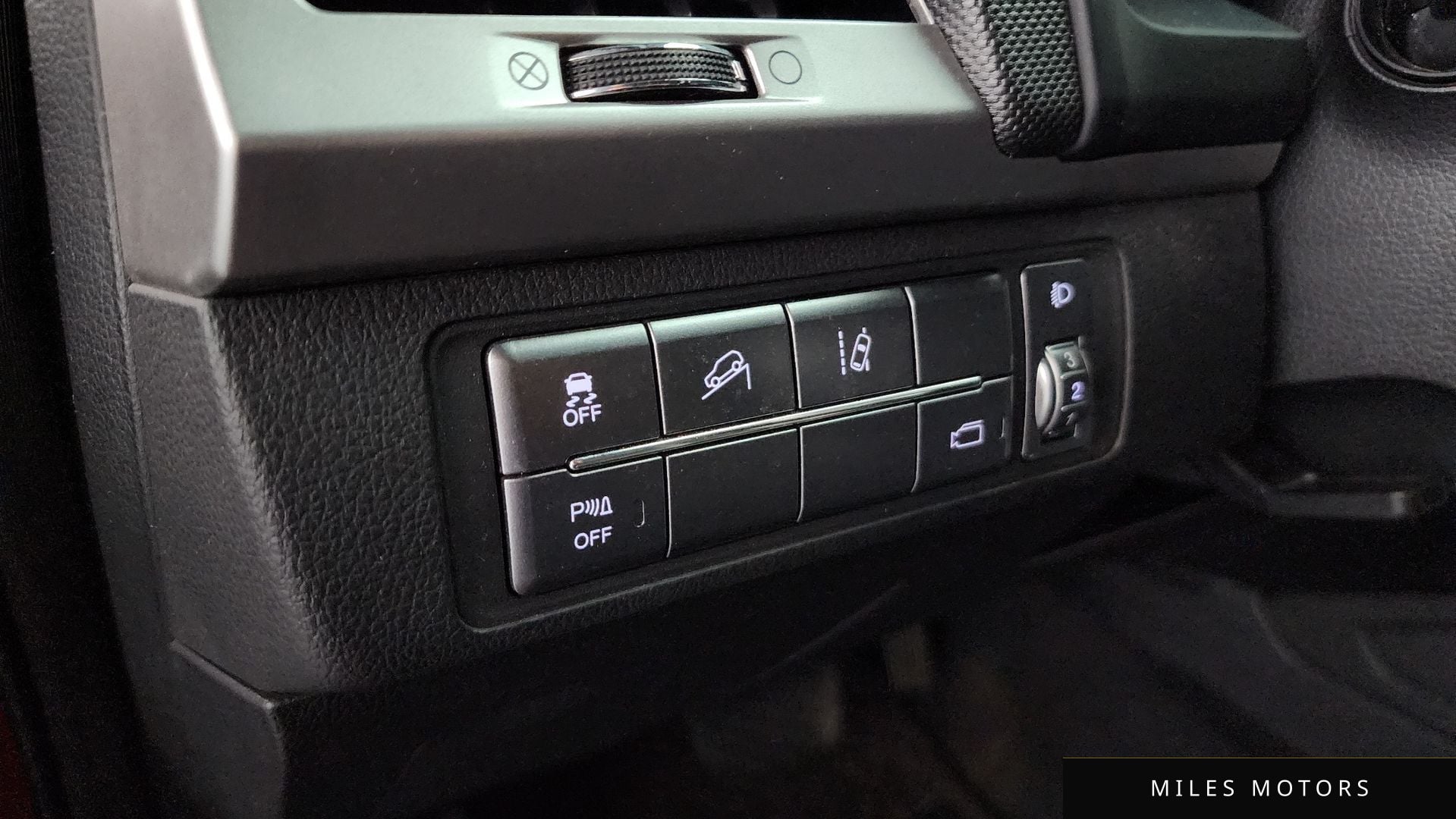 KG Mobility Rexton 2019 — миниатюра 27