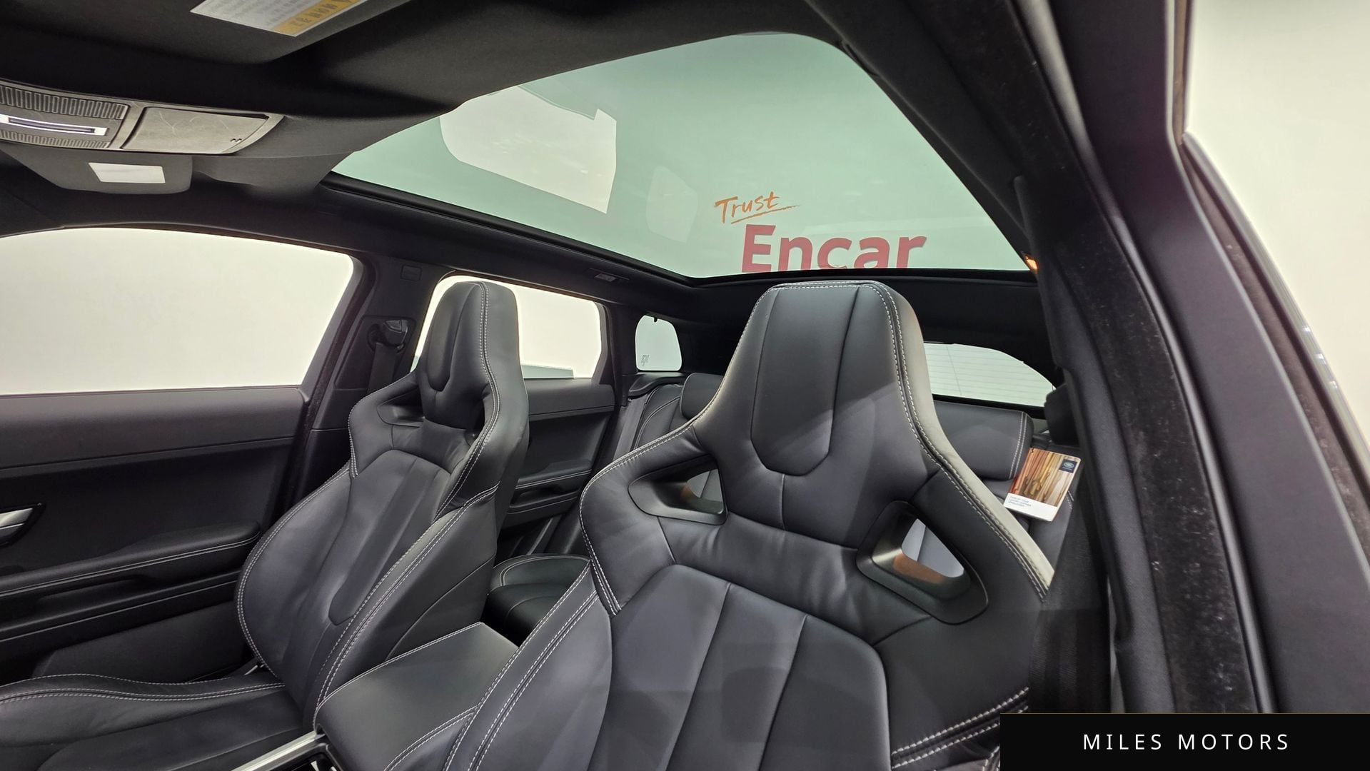 Land Rover Range Rover Evoque 2015 — миниатюра 11