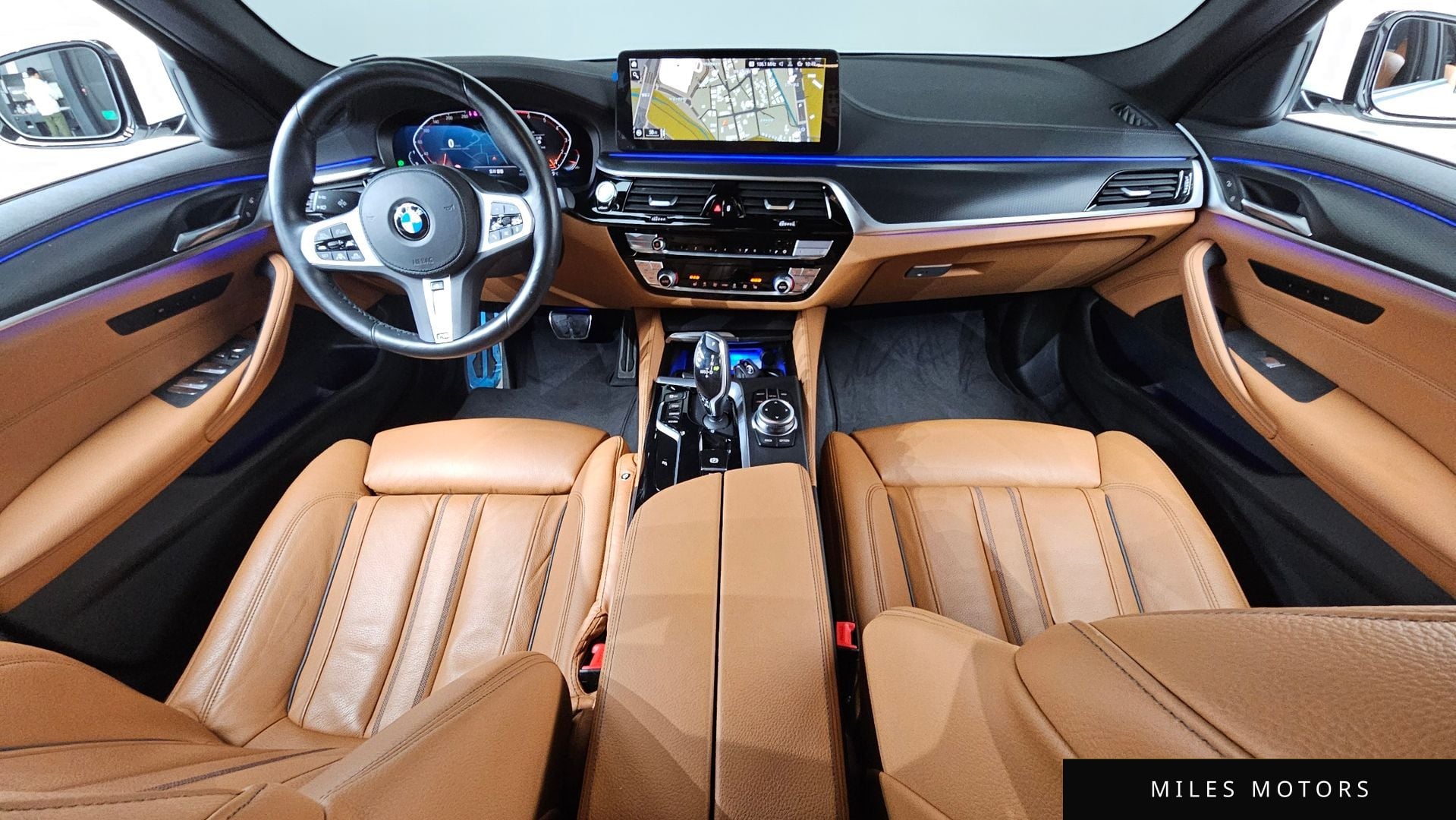 BMW 5 Series (G30) 2022 — миниатюра 10