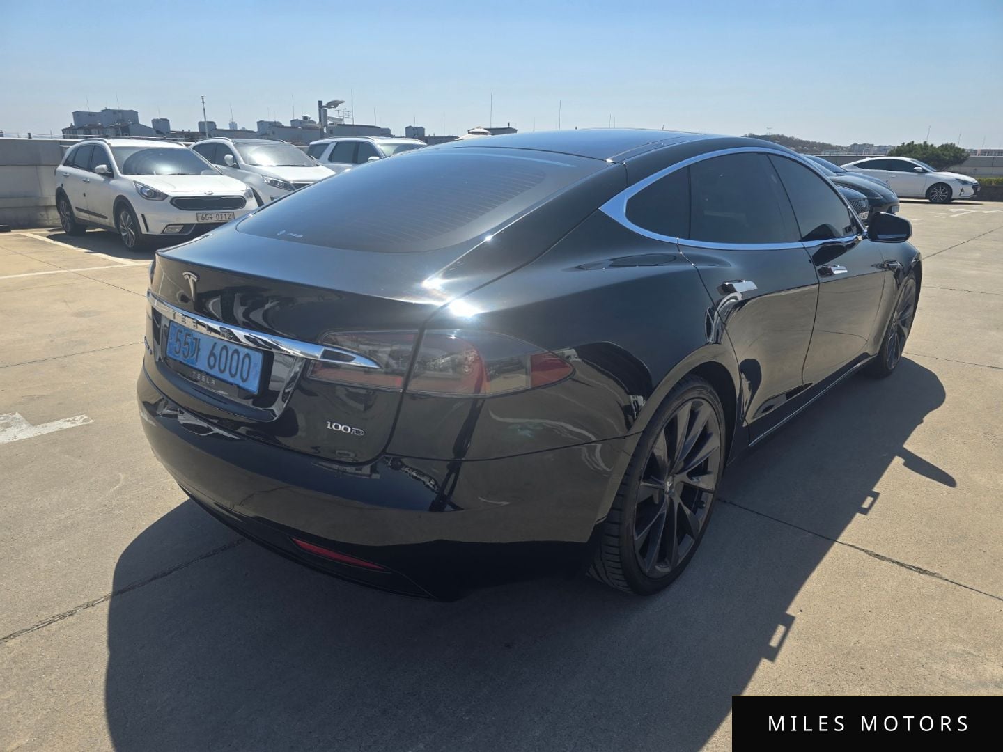 Tesla Model S 2018 — миниатюра 2