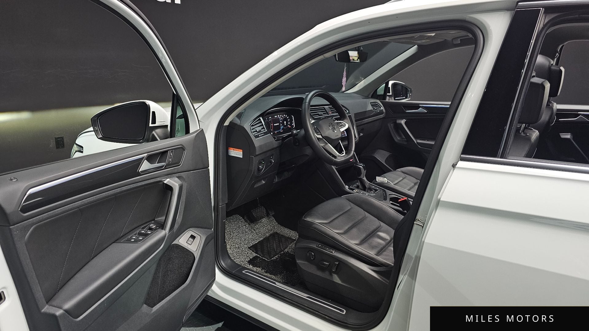 Volkswagen Tiguan 2023 — миниатюра 10
